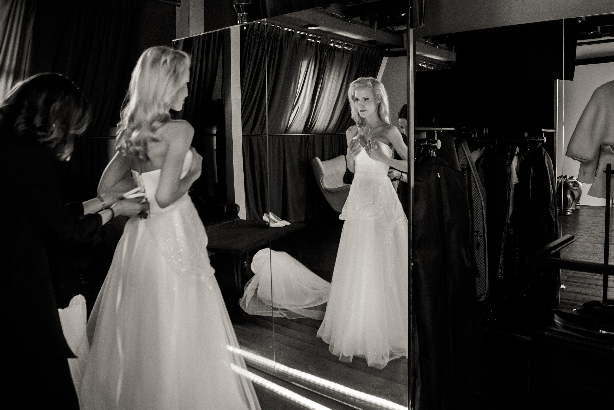 Свадебная фотосессия на ВДНХ. Свадебный и семейный фотограф в Москве и Подмосковье Лариса Козлова