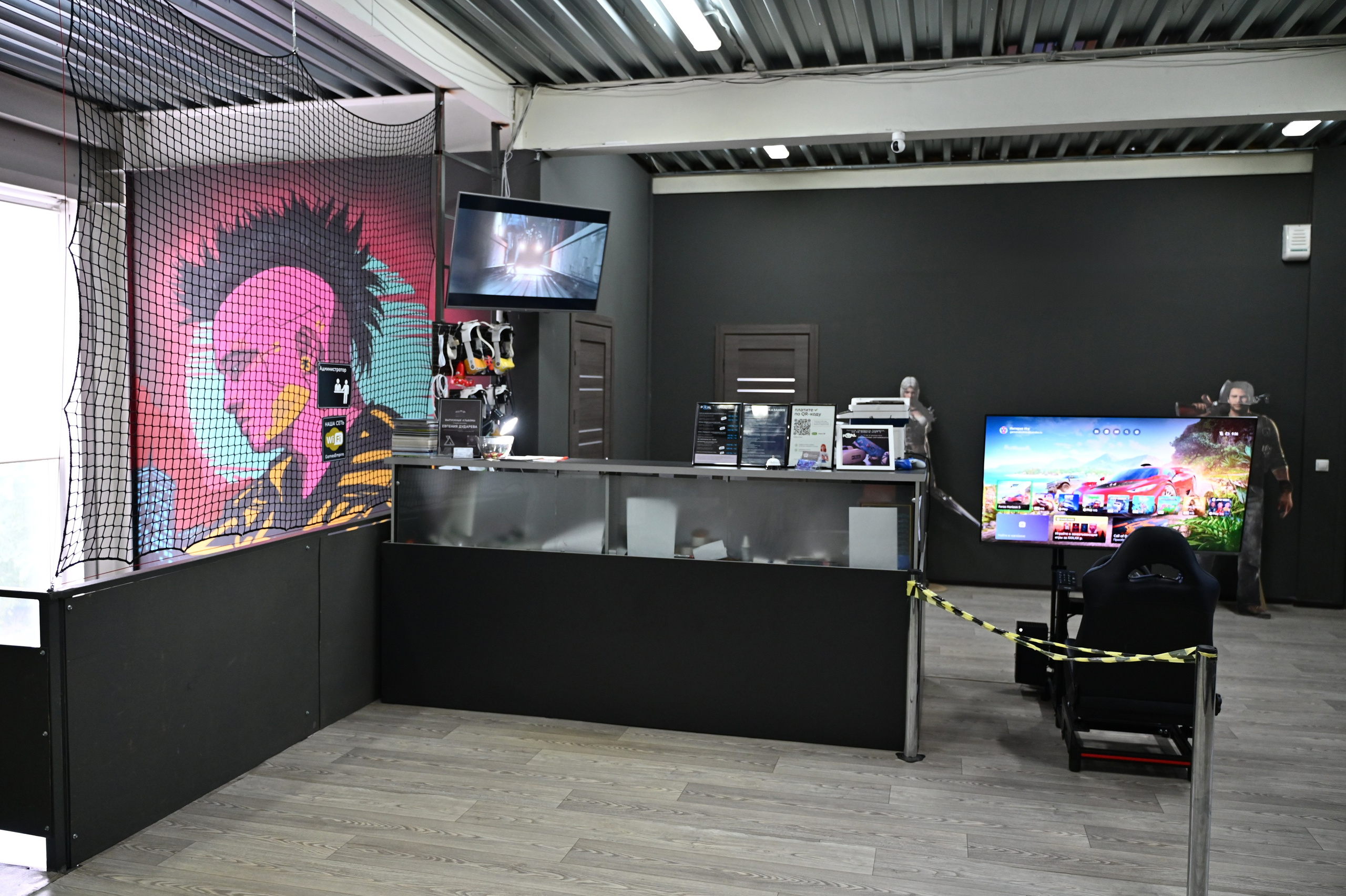 ИНТЕРЬЕР. Клуб виртуальной реальности Абакан — PortVR Club