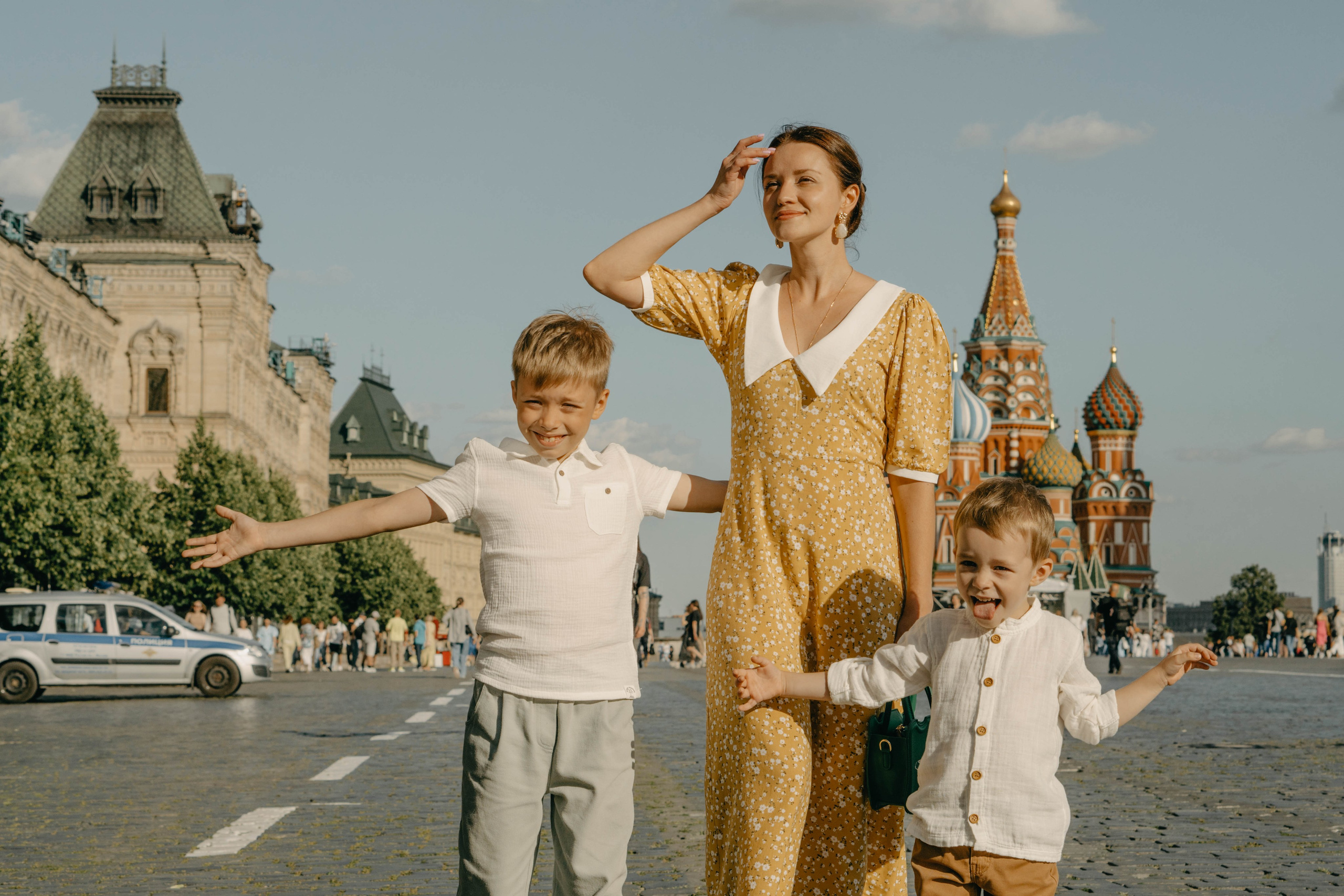 Семейная истороия. Красная площадь. Фотограф Москва Валерия Веденина