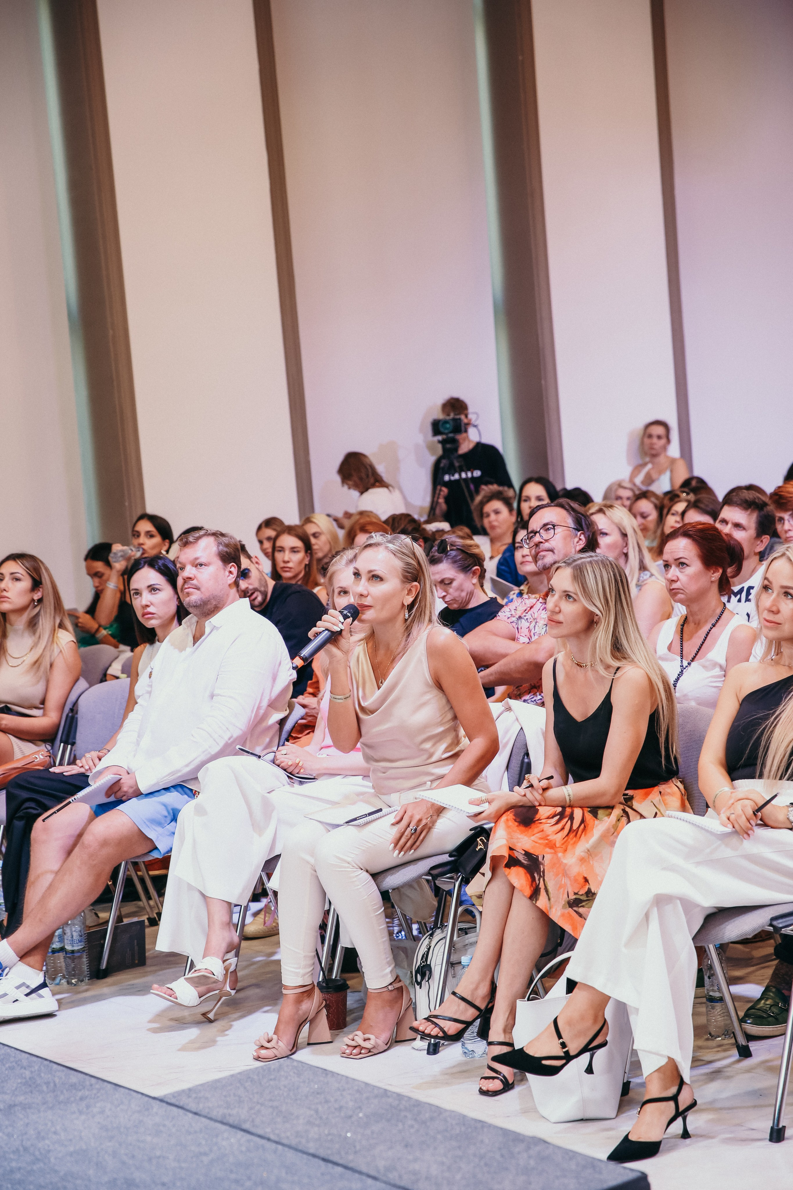 Тренинг Евгении Павловской. Фотограф и видеограф Анна Домашенко