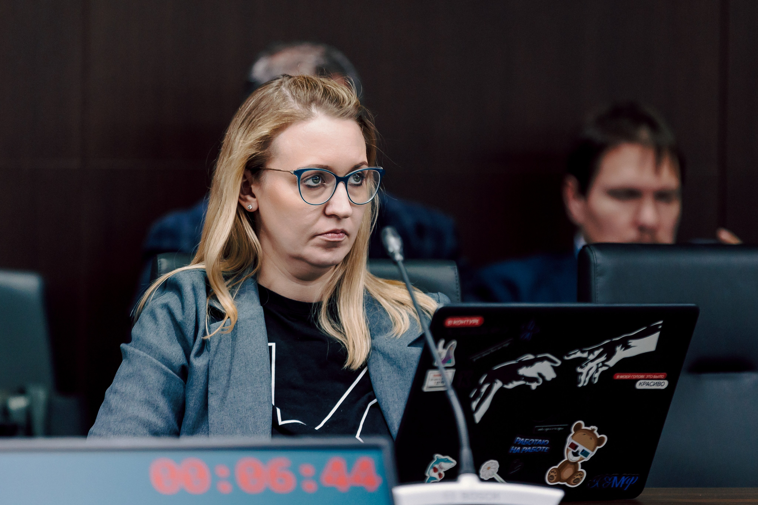 СКБ Контур — Форум будущего — Деловая программа. Лёшка Варзегов — фотограф