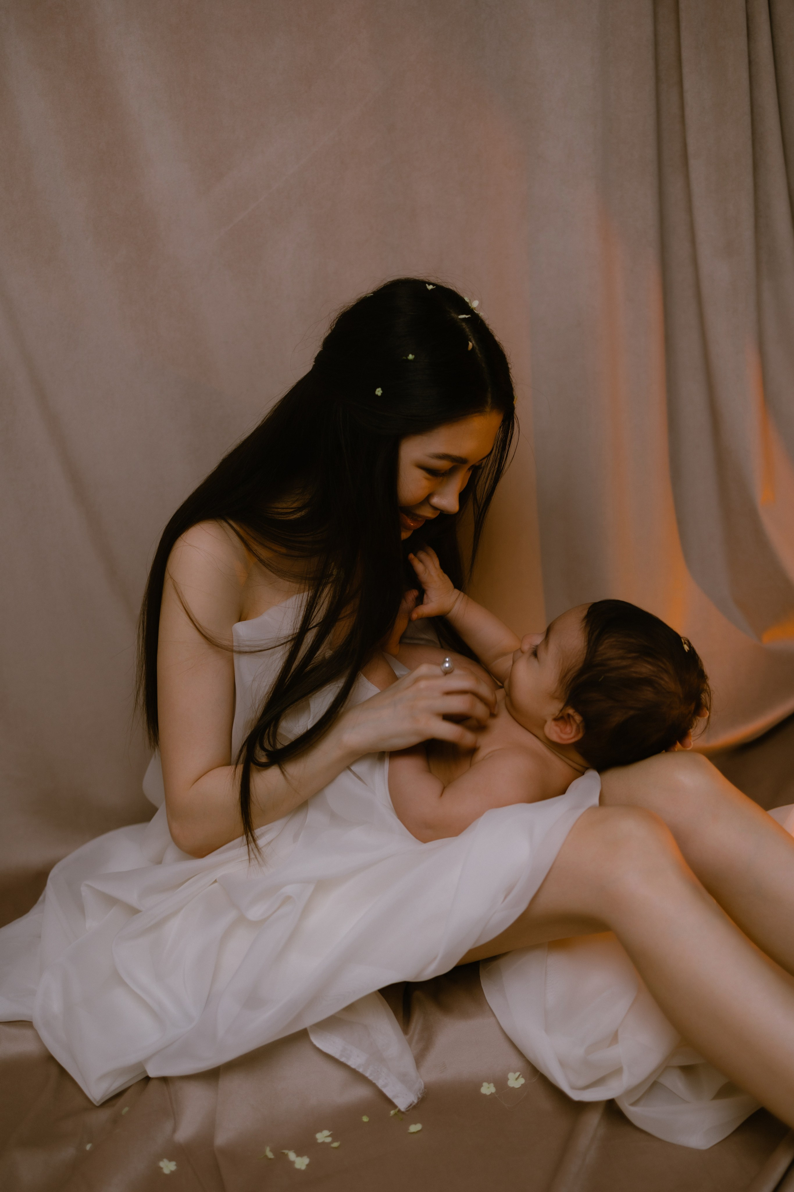 Вера и Арон, мама с малышом. Семейный и свадебный фотограф в Самаре Анастасия Воропаева