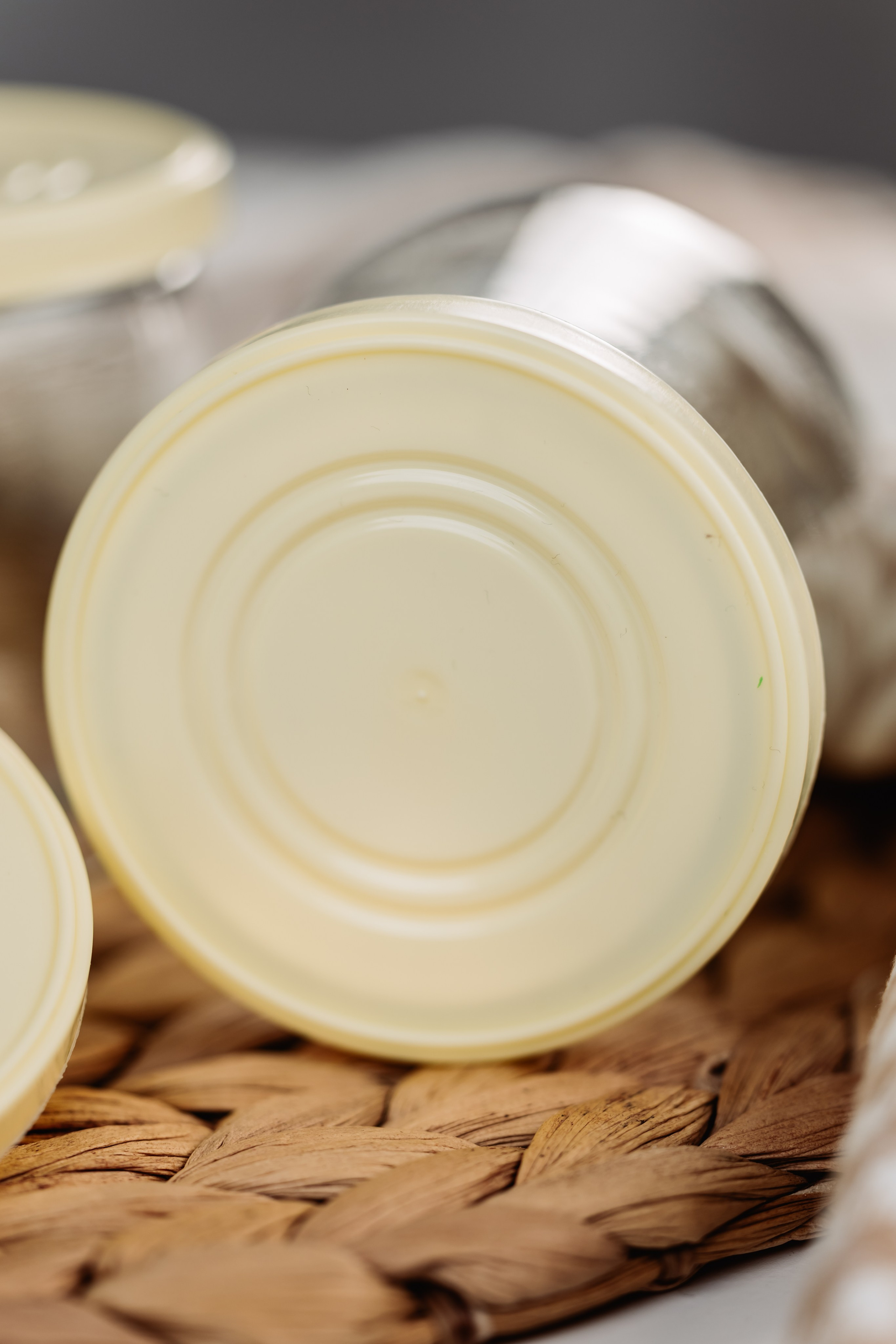 КРЫШКИ ДЛЯ КОЛОМЕНСКИХ ЙОГУРТОВ |OZON | Wildberries. ФОТОГРАФ ИРИНА ШАМАТАВА