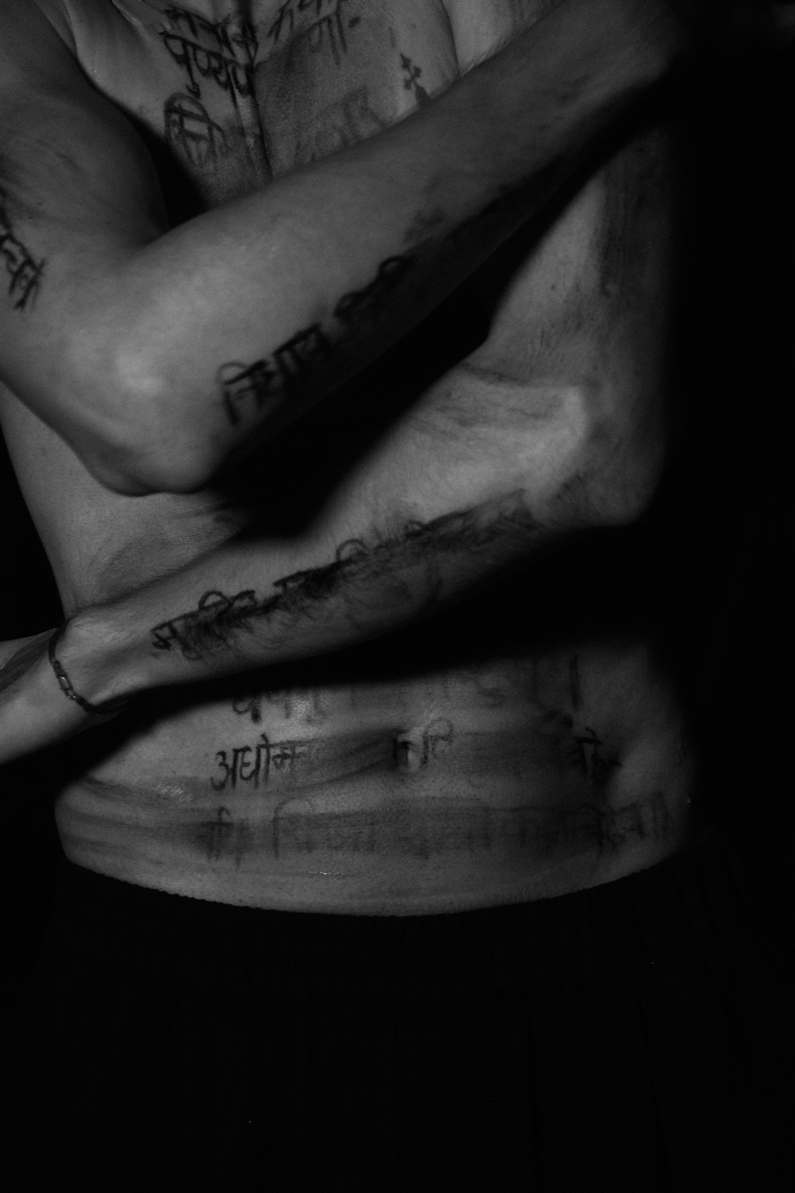 The body as broken manuscript. Фотограф Елизавета Маслова. Москва. Art, Fashion