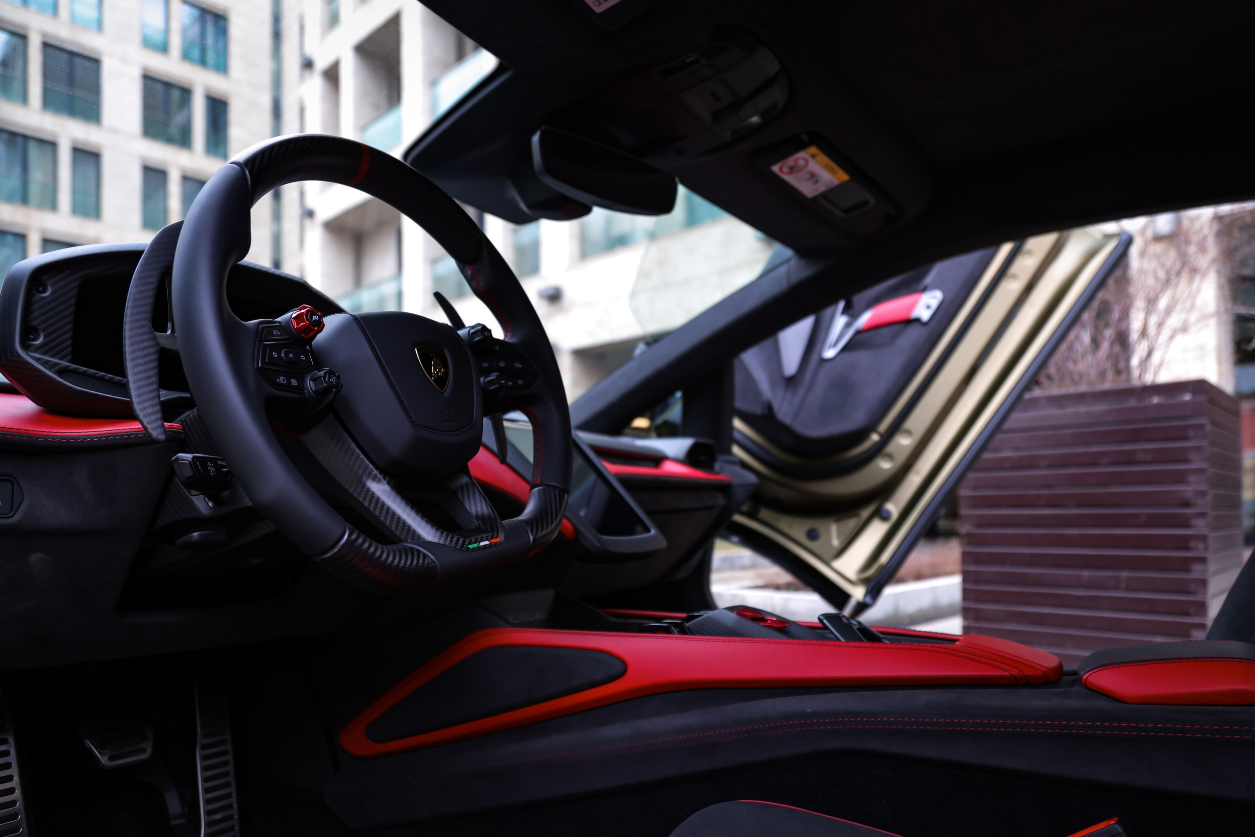 ФОТОСЪЁМКА 2024 Lamborghini Revuelto 6.5 AMT В МОСКВЕ. Фотограф и Видеограф в Москве|MixtureCaptures