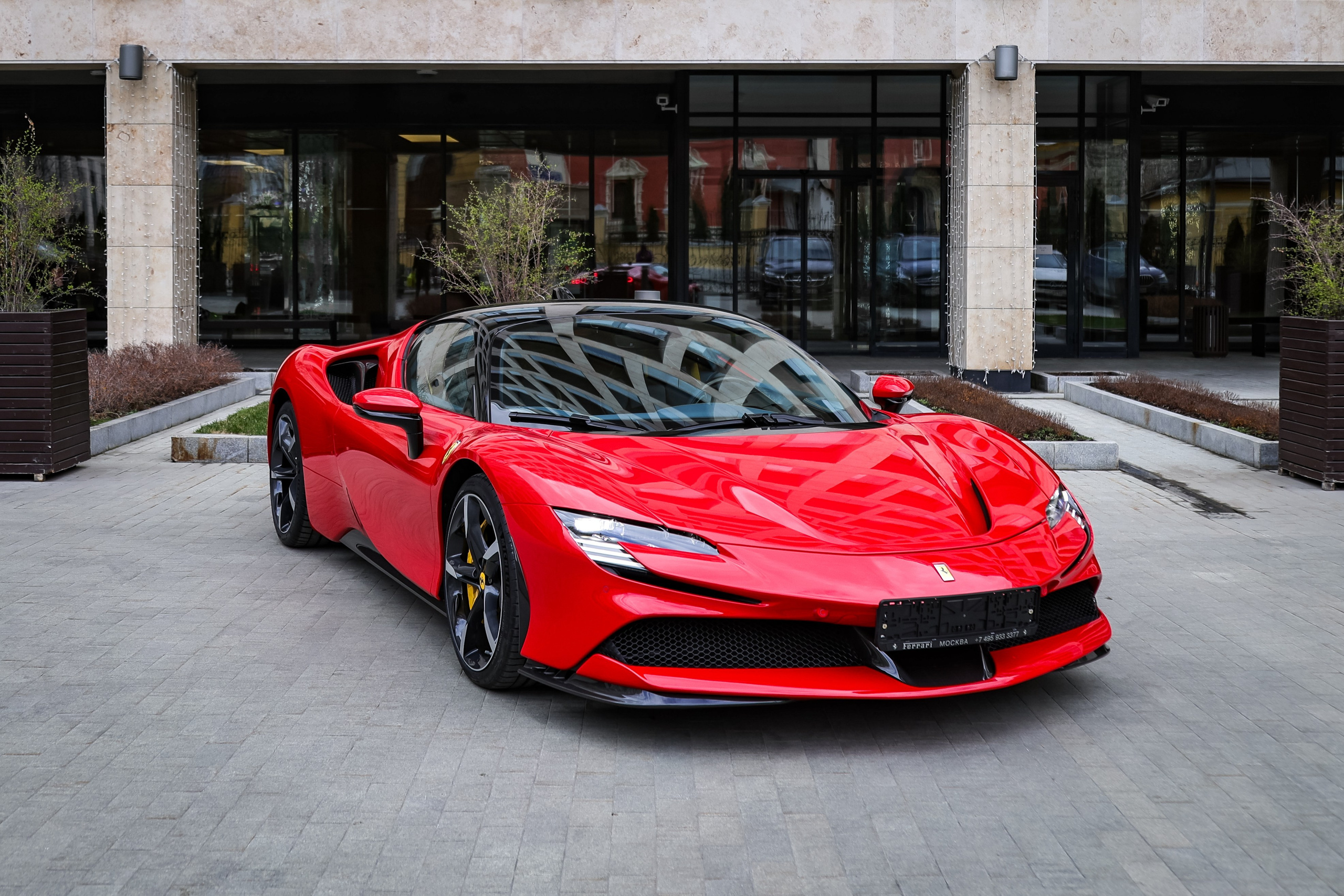 ФОТОСЪЁМКА 2025 FERRARI SF90 STRADALE В МОСКВЕ. Фотограф и Видеограф в Москве|MixtureCaptures