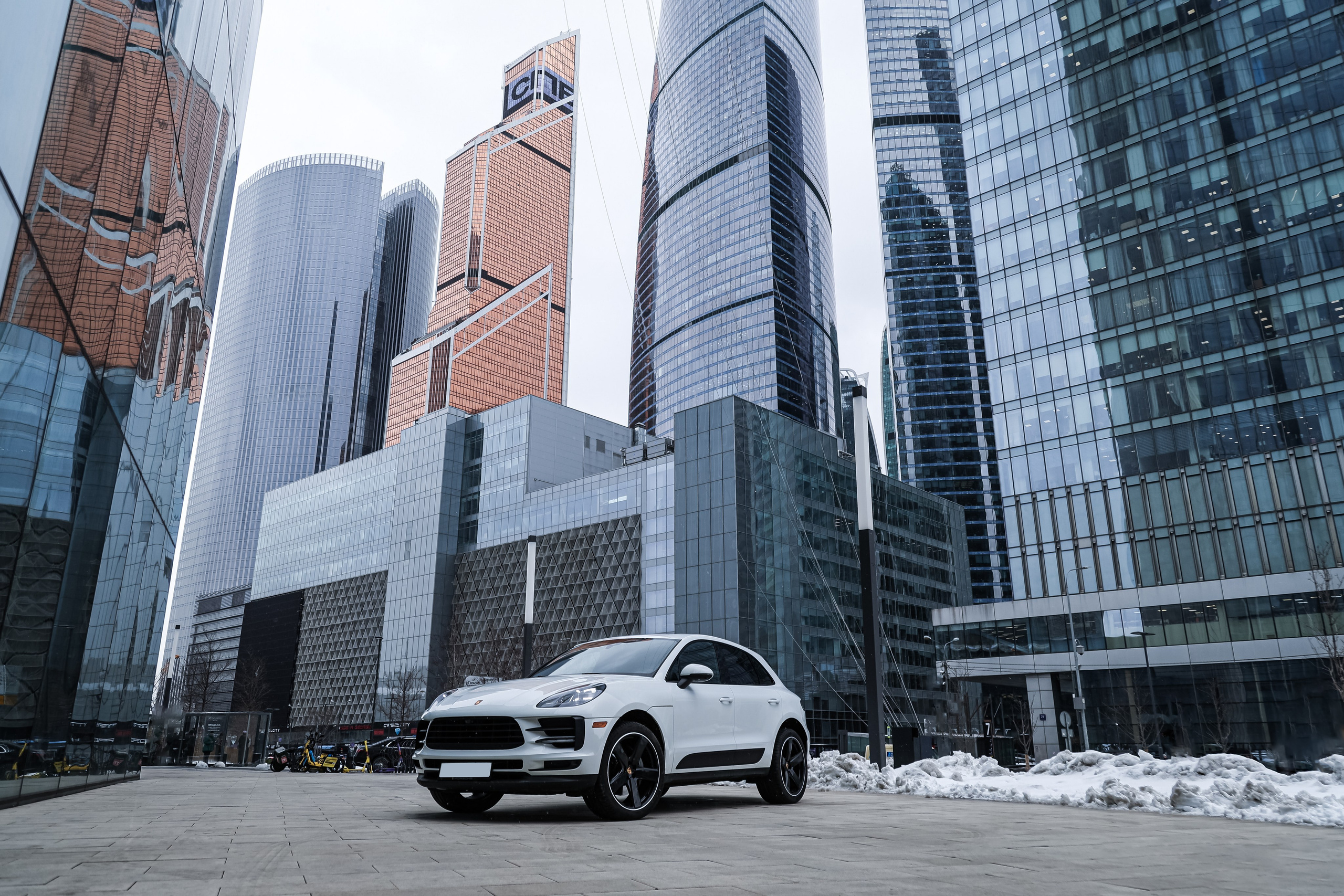 ФОТОСЪЁМКА 2021 PORSCHE MACAN S В МОСКВА СИТИ. Фотограф и Видеограф в Москве|MixtureCaptures