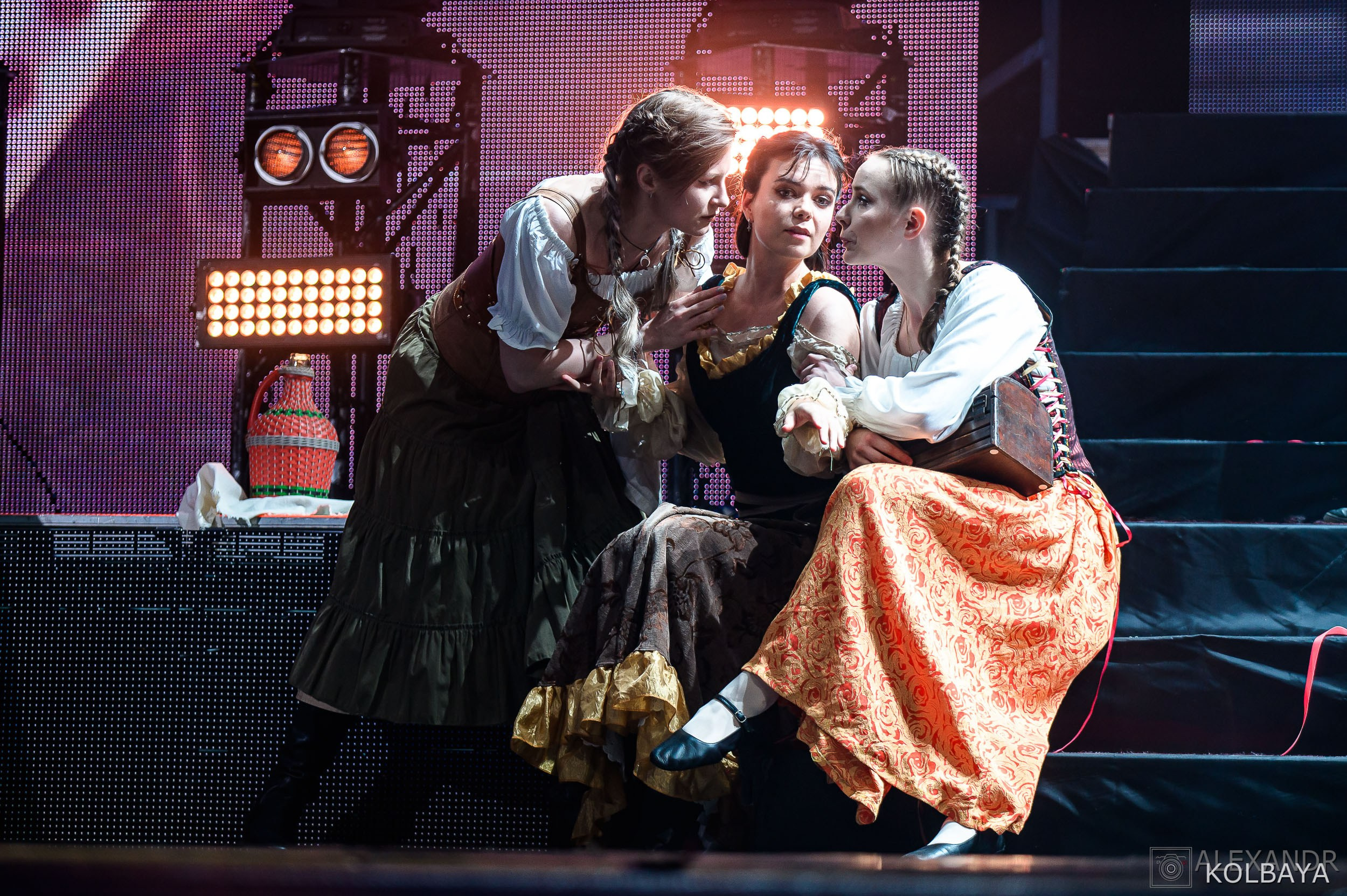 Эльфийская рукопись: Мультивселенная (20/04/2024). Концертный и театральный репортажный фотограф в Москве Александр Колбая