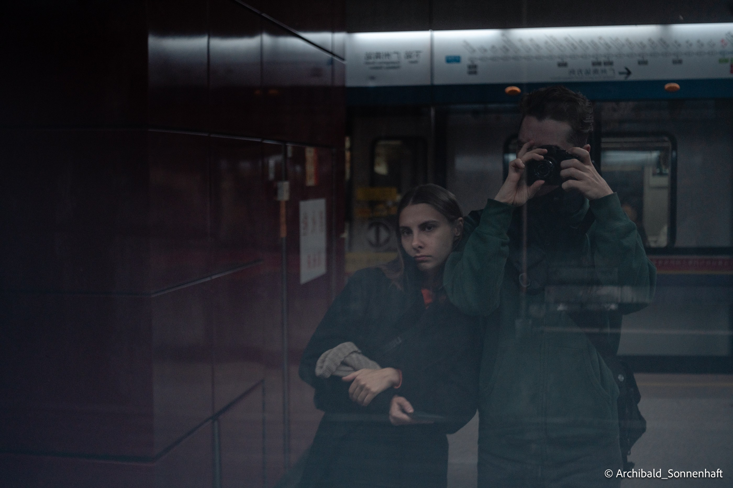 Walking in GZ, sunday. Photographer in Guangzhou, China. Archibald Sonnenhaft