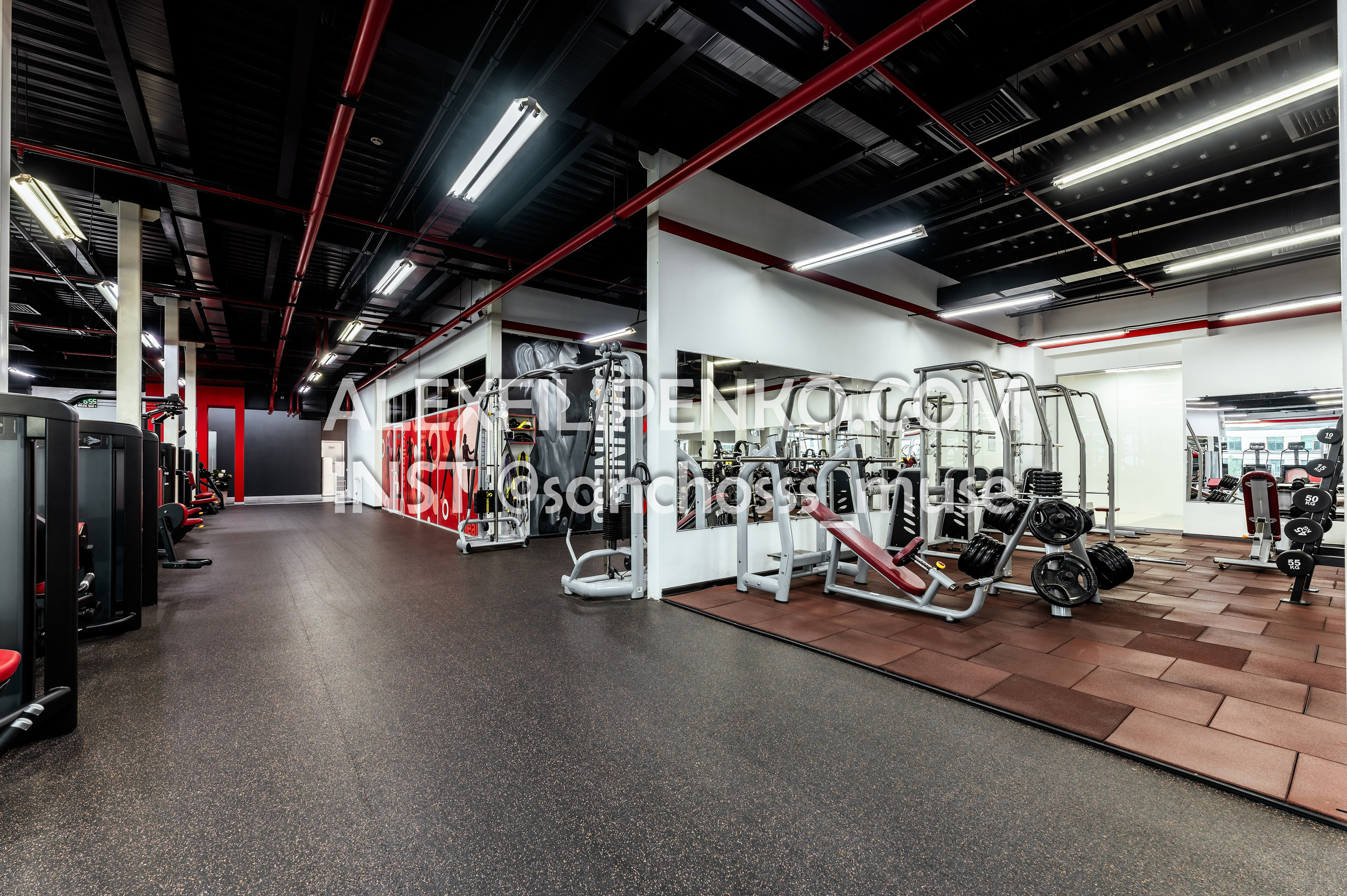 WORKOUT Достык 18. Фотограф интерьера недвижимости и архитектуры в Астане