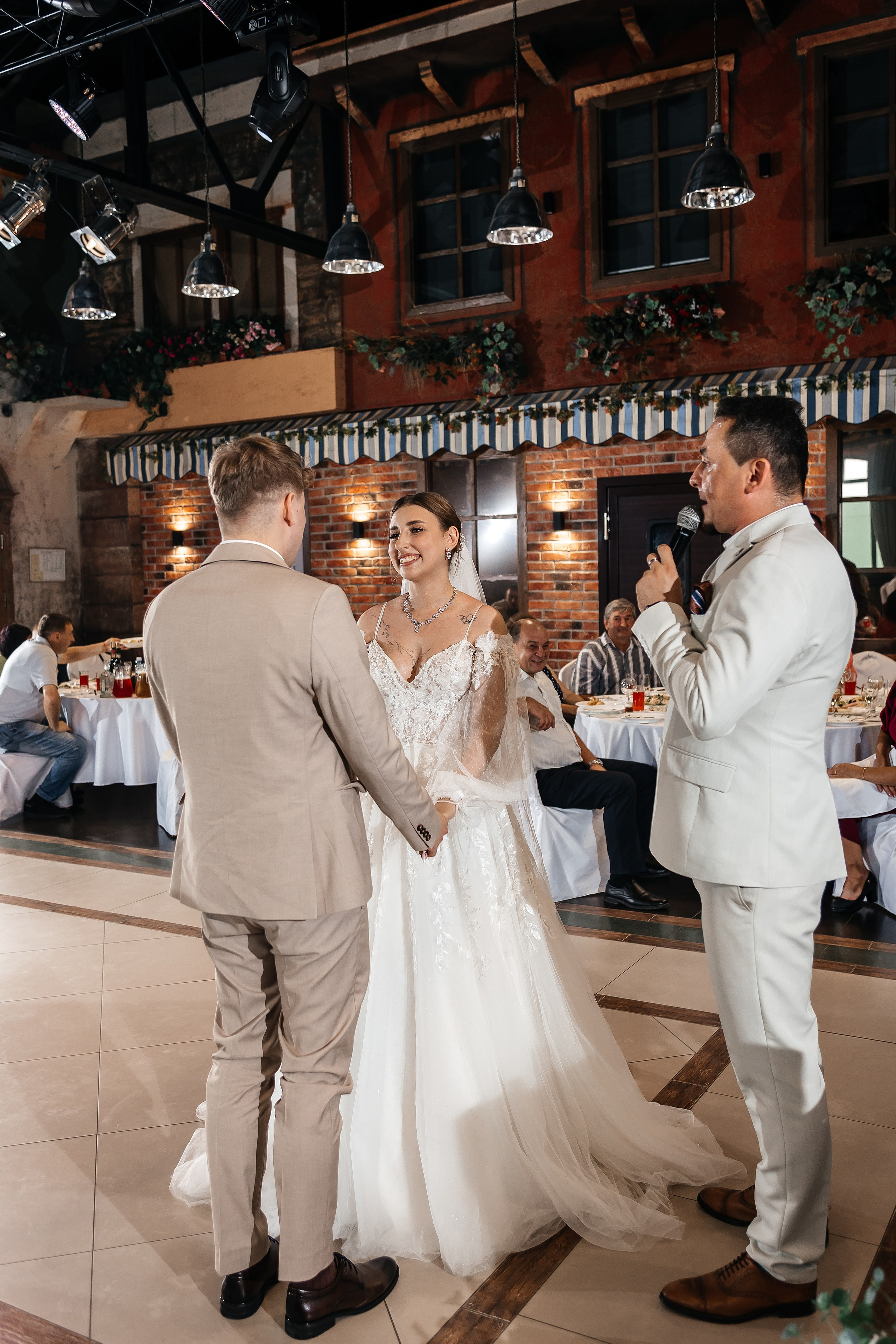 Вероника & Евгений | 04.07.24. Свадебный и семейный фотограф в Омске Евгения Хакимова