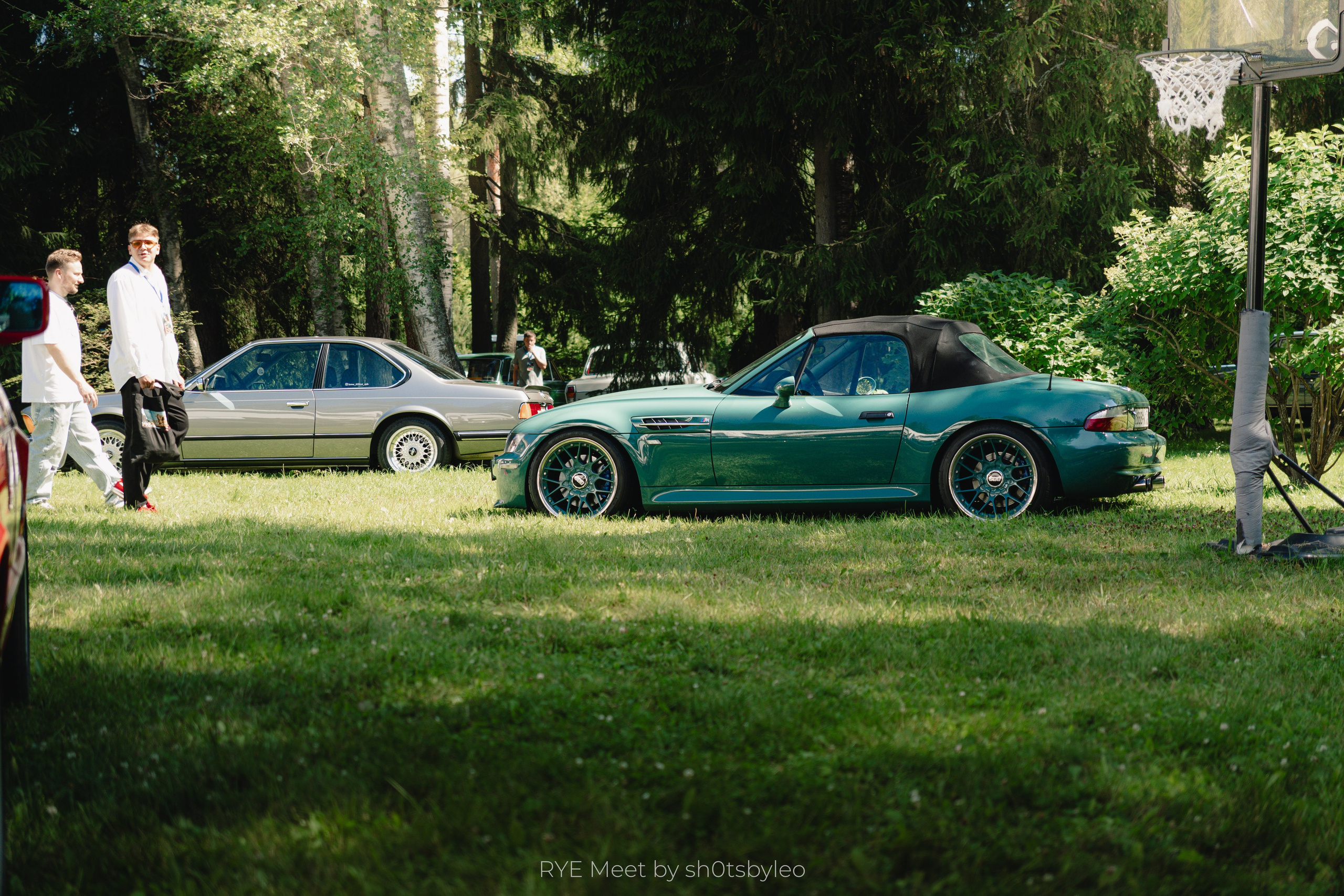 Масштабный летний фестиваль RYE Meet — встреча клуба любителей автомобилей старше 25-лет. Автомобильный фотограф Антон Цырулев