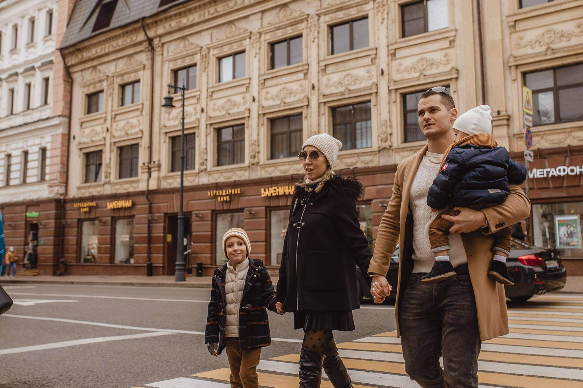 Прогулка в центре города. Фотограф на Крещение, Венчание в Москве Ирина Шамина