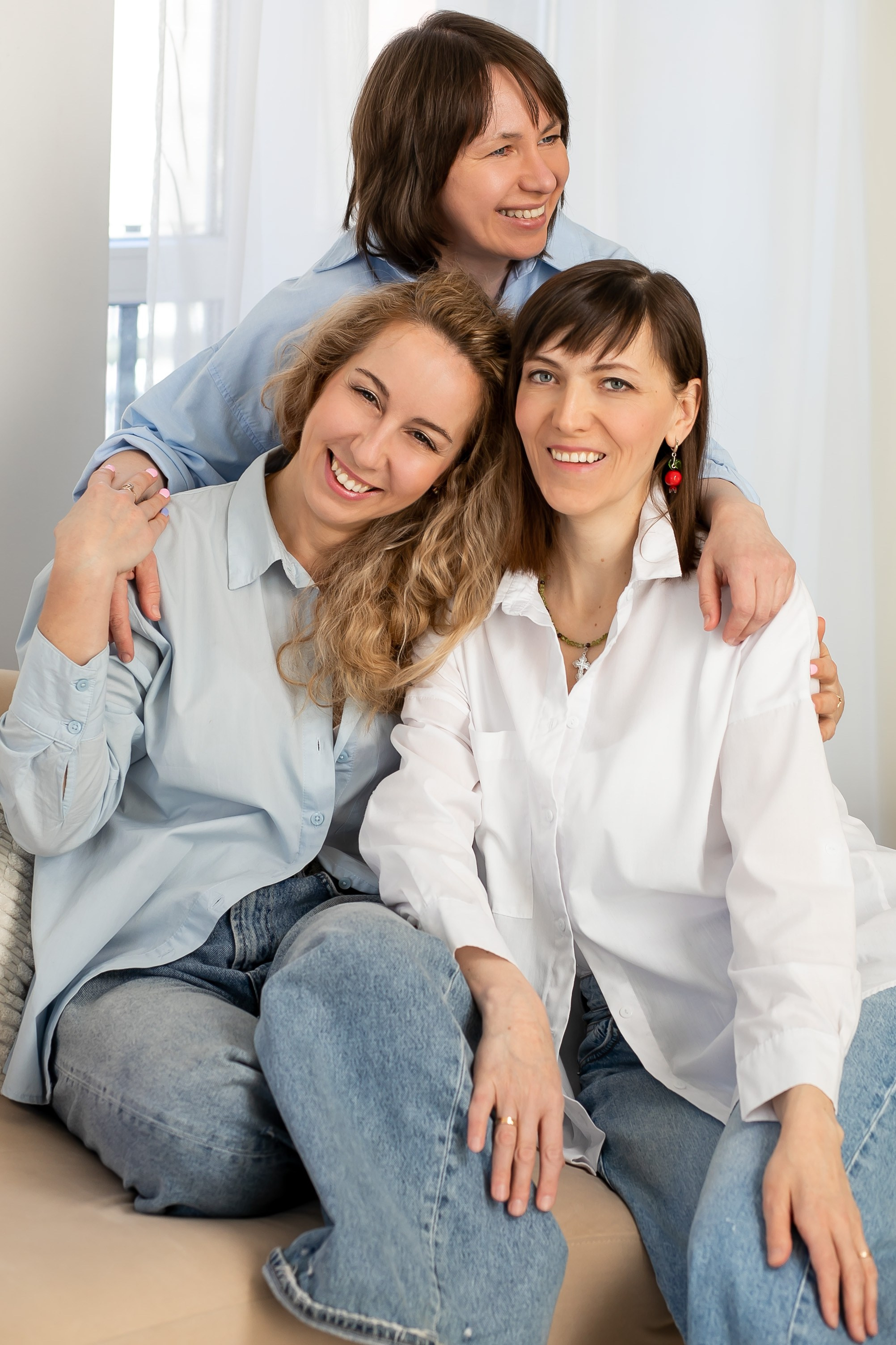 Лучшие подруги. Ирина, Дарья и Юлия. Свадебный и семейный фотограф в Колпино и СПб Юлия Папанова