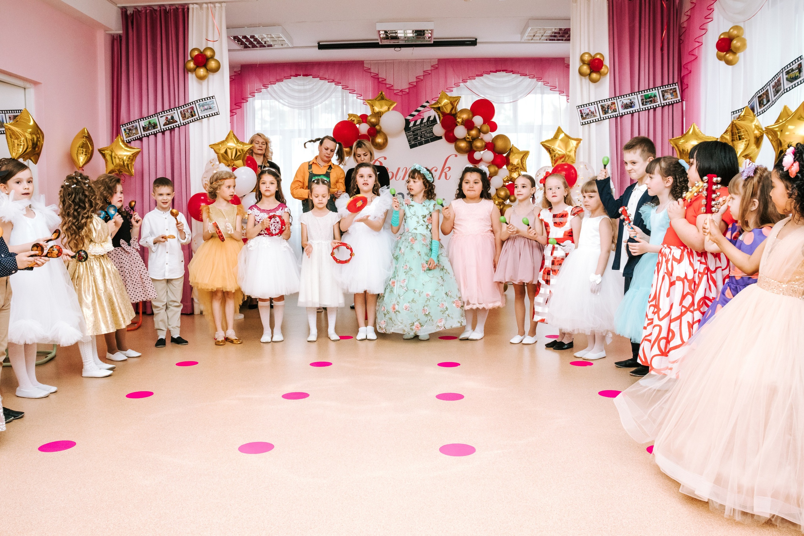 Фотограф на выпускной Детского сада Томск. Фотограф в Томске Дарья Пучкина
