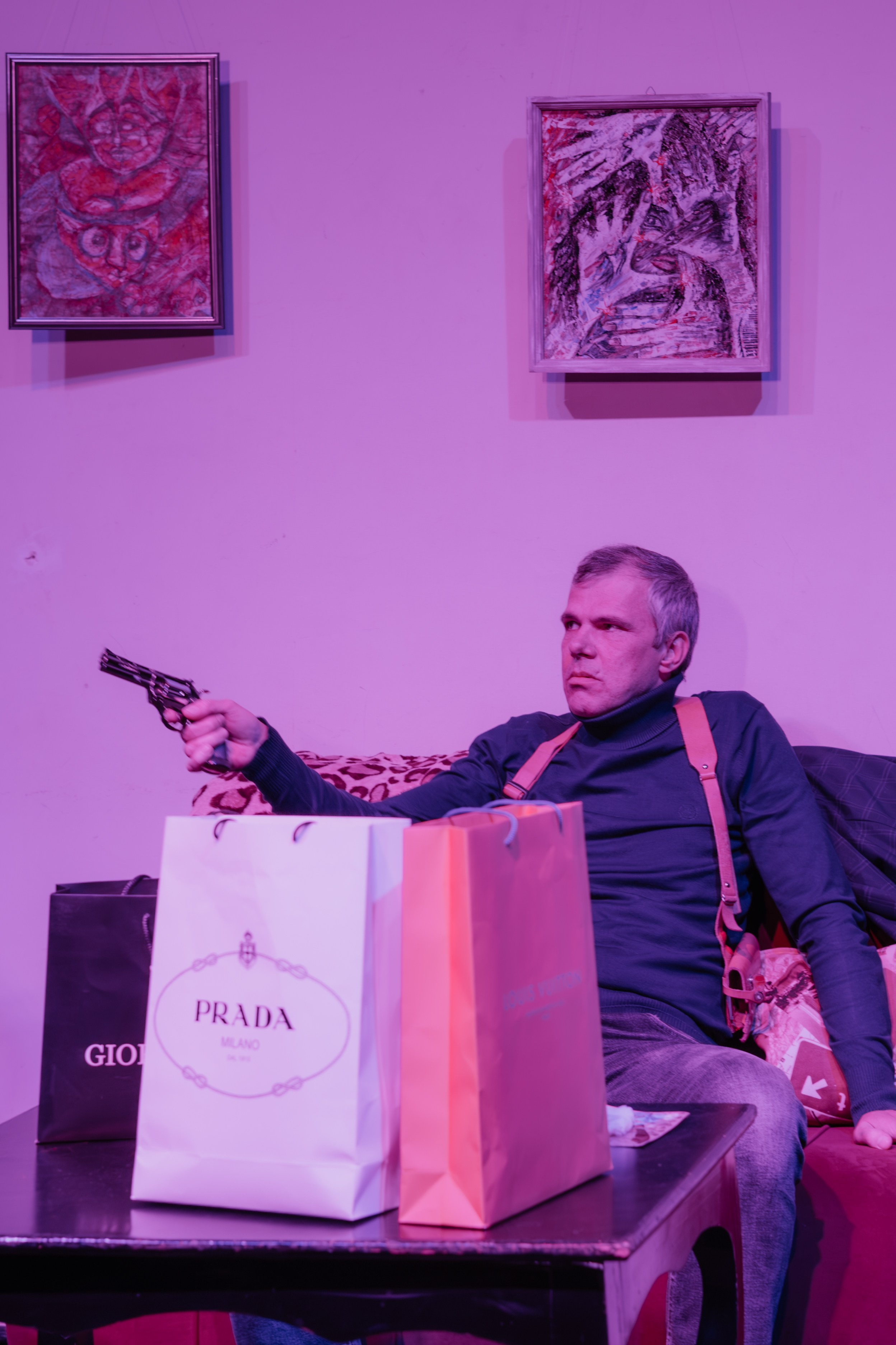 Дом актера «Денег много не бывает». Фотограф Марк Файзулин