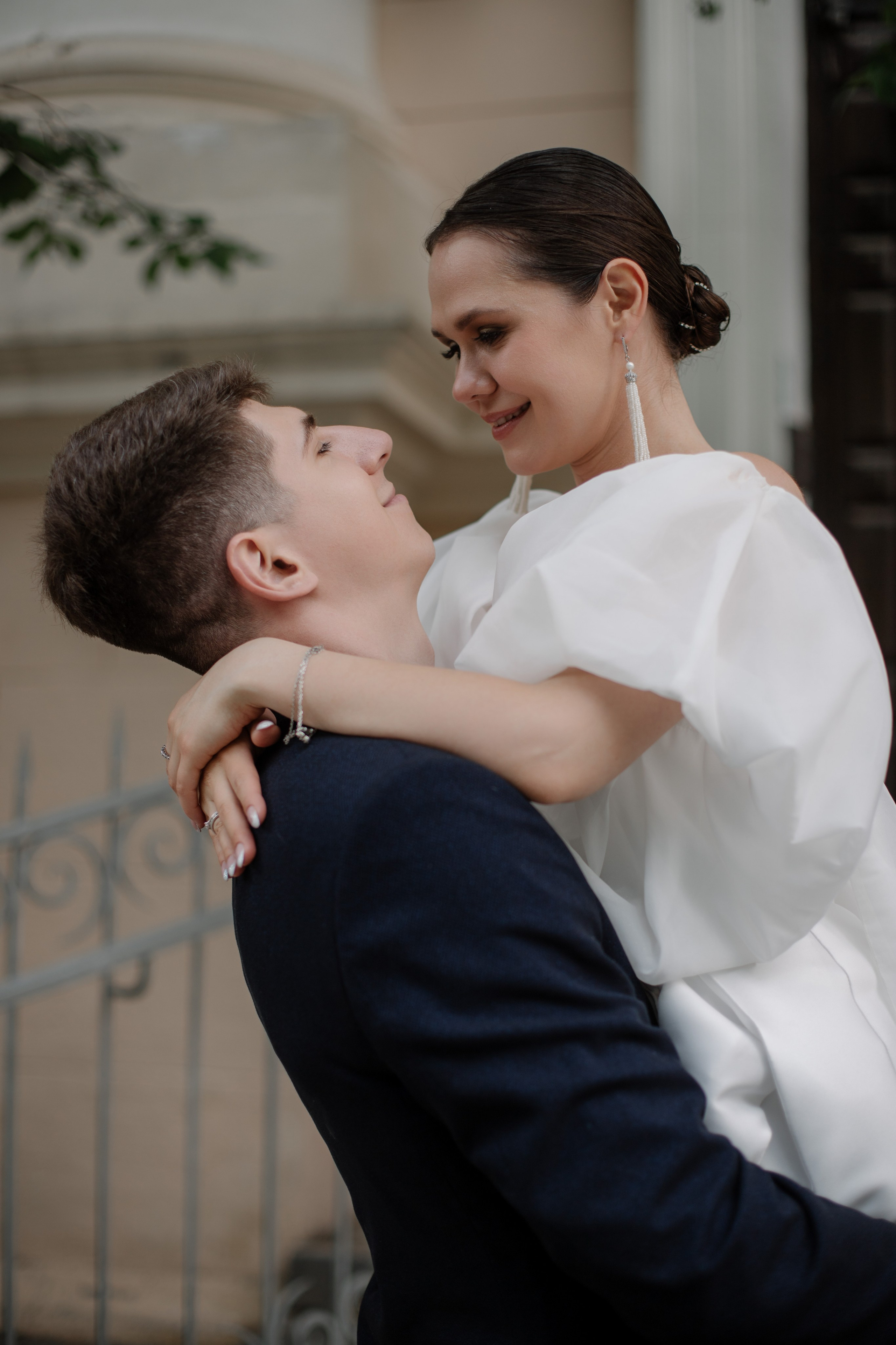 Свадебный образ макияж для невест Москве. СВАДЕБНЫЙ ВИЗАЖИСТ-СТИЛИСТ В МОСКВЕ ПРИЧЕСКИ МАКИЯЖ БРОВИ ВЫЕЗД