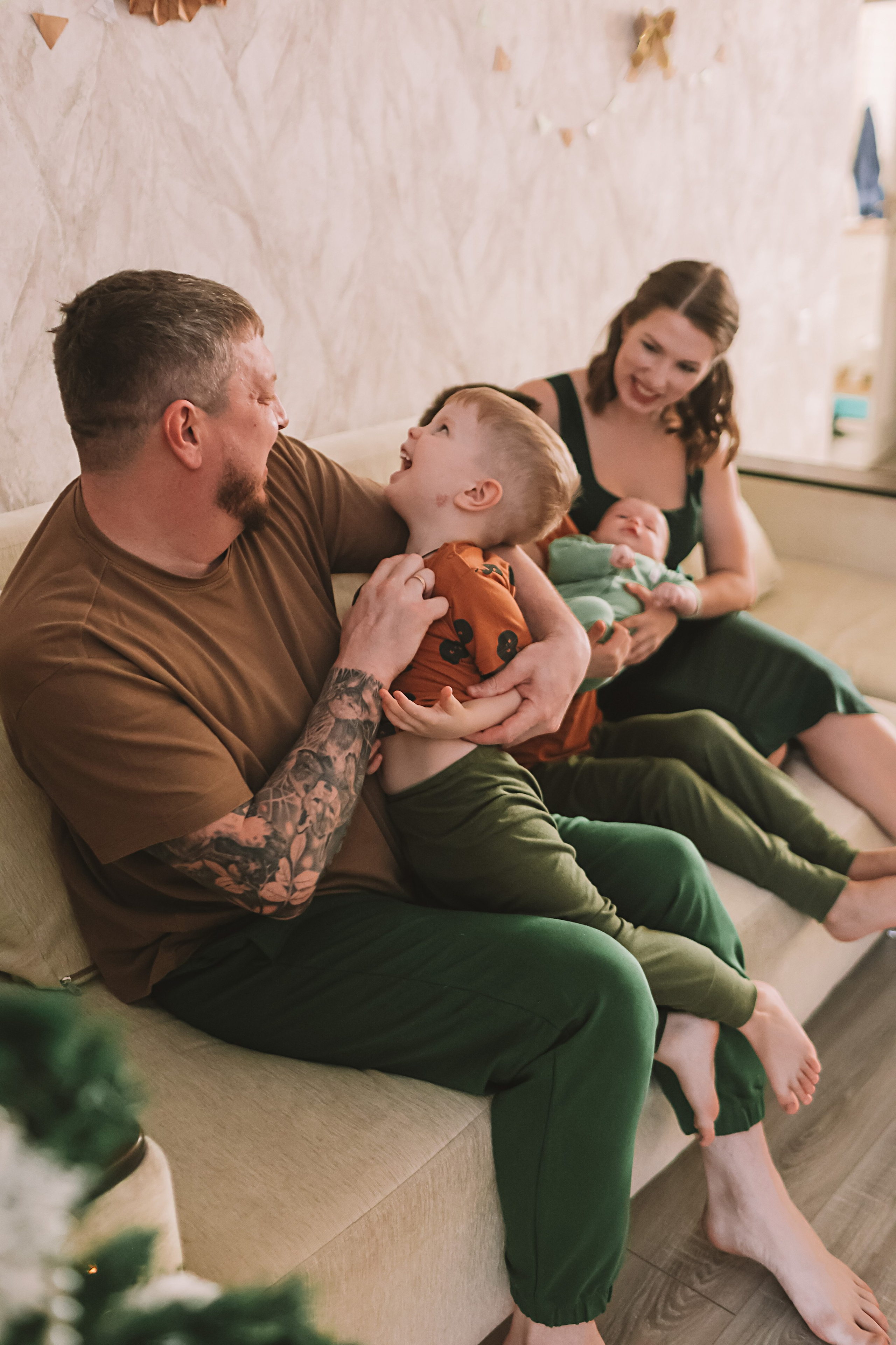 Команда. Семейный фотограф Тюмень, фотограф на роды Салмина Мария