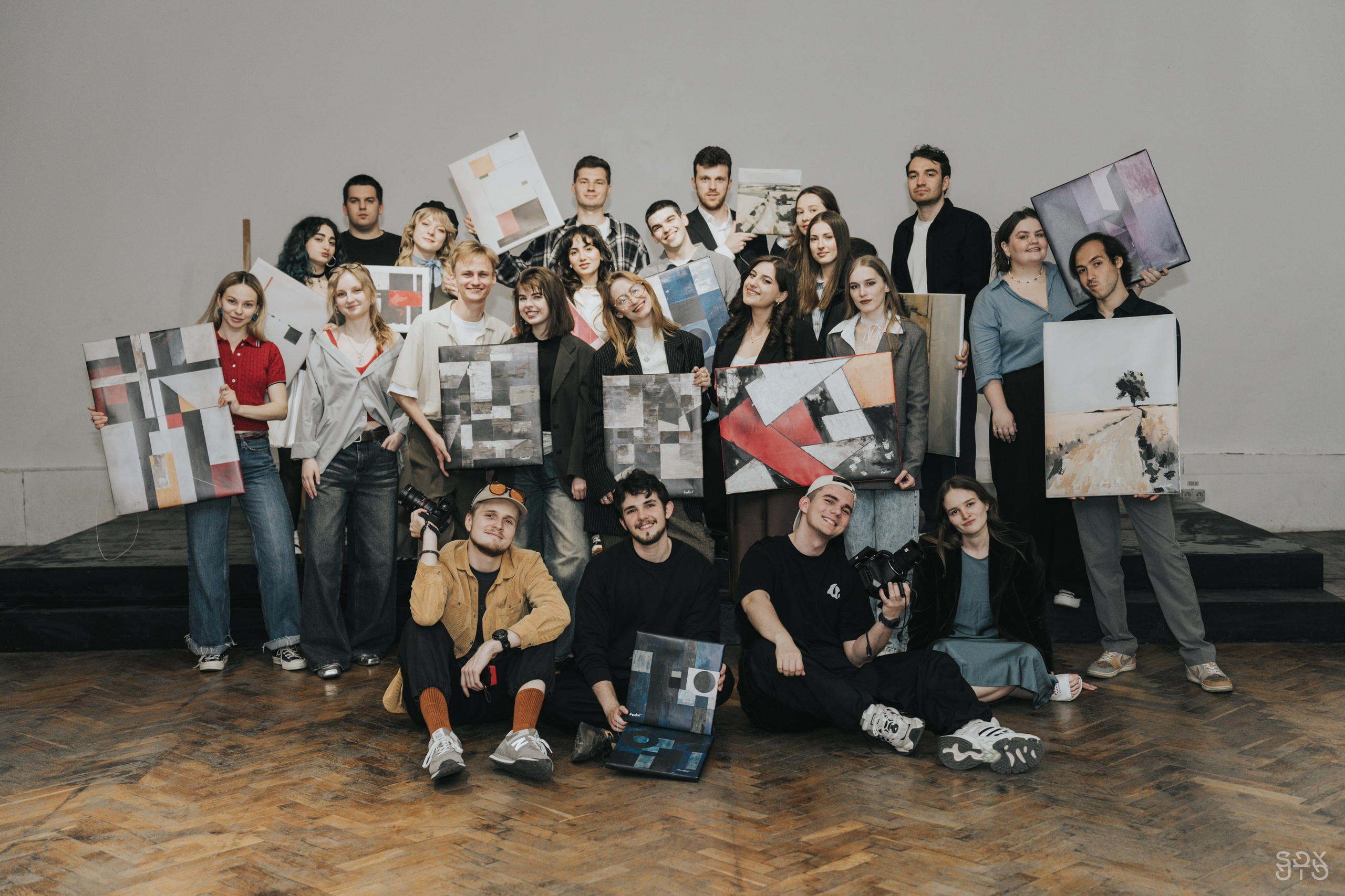 BAKED ROLL x Grad! ent