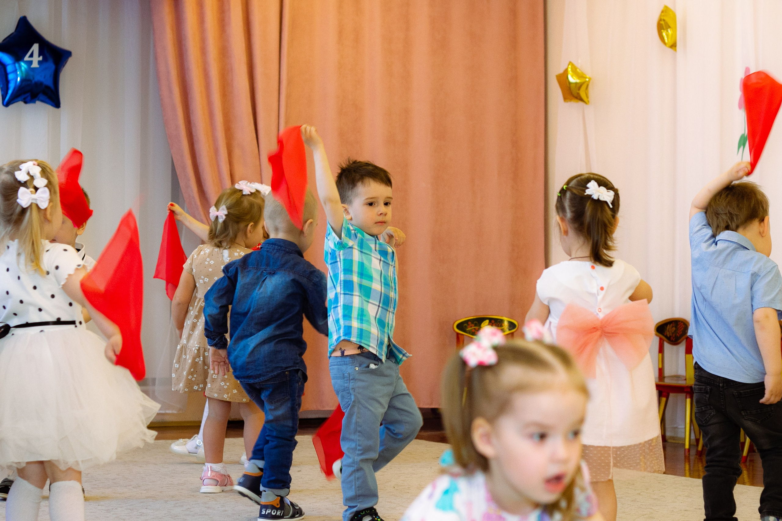 Утренник в яслях. Фотограф Великий Новгород Татьяна Чиглинцева