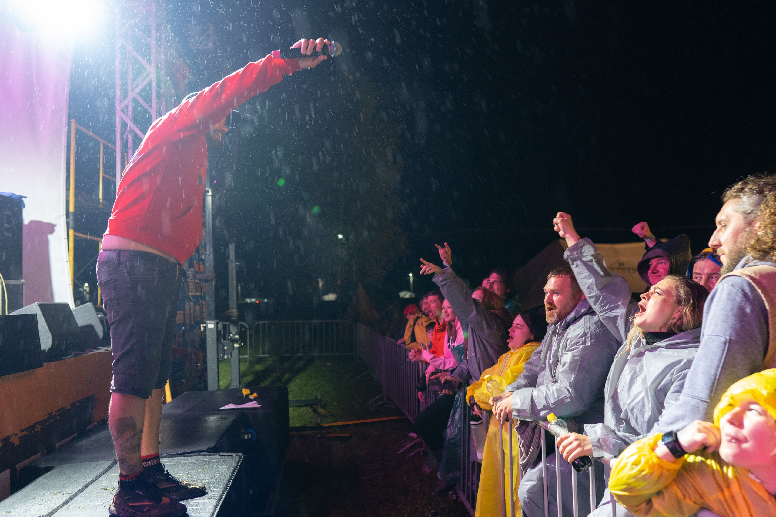 Фотоотчет с главного панк-рок фестиваля страны Anti-Party 2025. Фотограф Николай Прокофьев модельные тесты в Москве