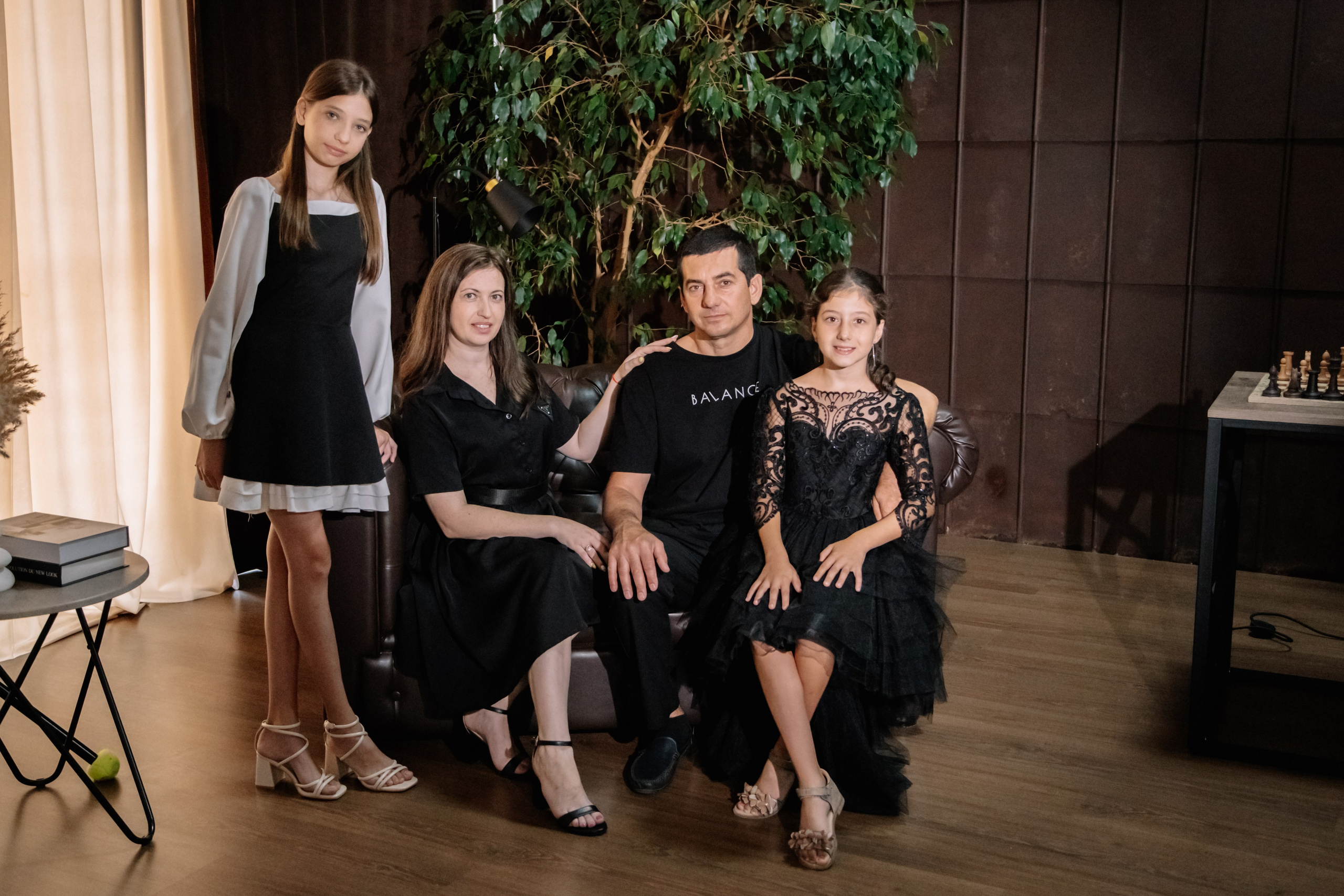 СТУДИЙНАЯ СЕМЕЙНАЯ ФОТОСЕССИЯ. Семейный фотограф в Сочи, Лоо, Дагомысе, Вардане Кучумова Олеся