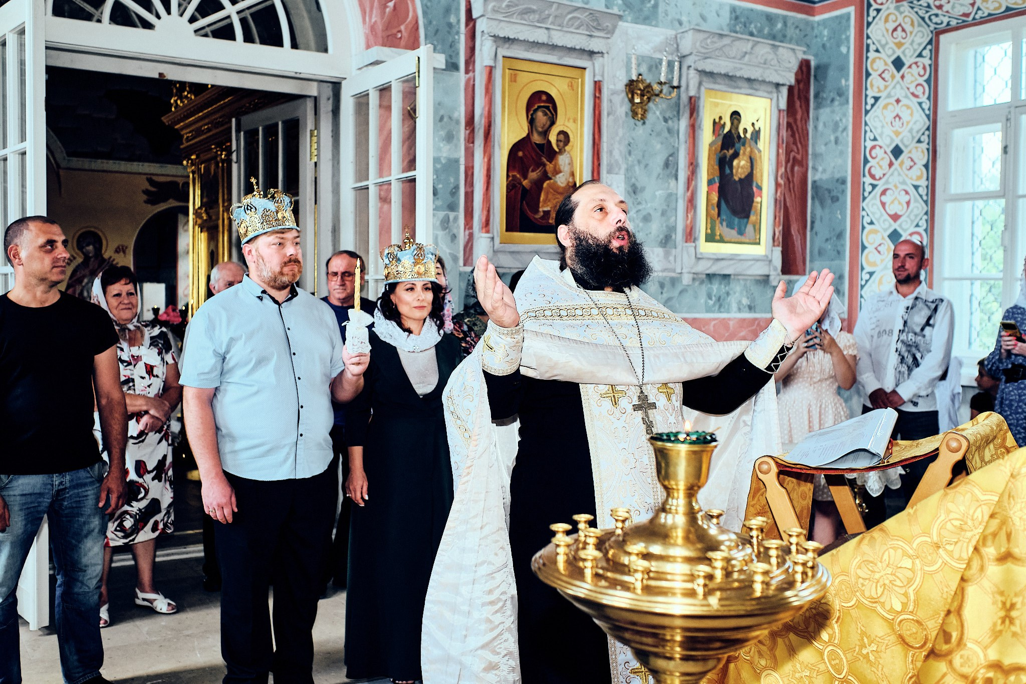 Крестины и венчания. Привет! Меня зовут Слава Кравец, я репортажный фотограф в Московском регионе