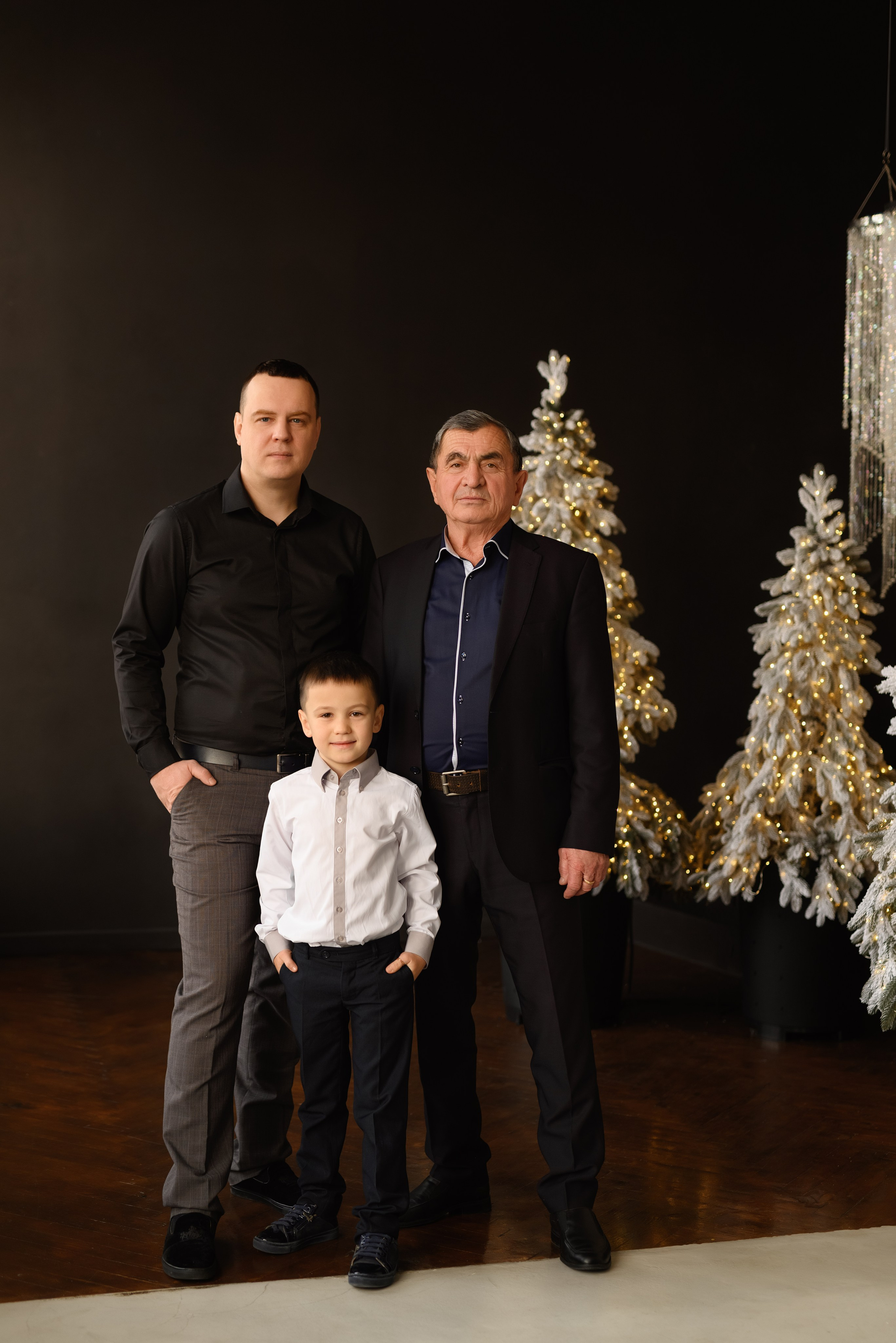 Разные студии. Семейный фотограф в Екатеринбурге