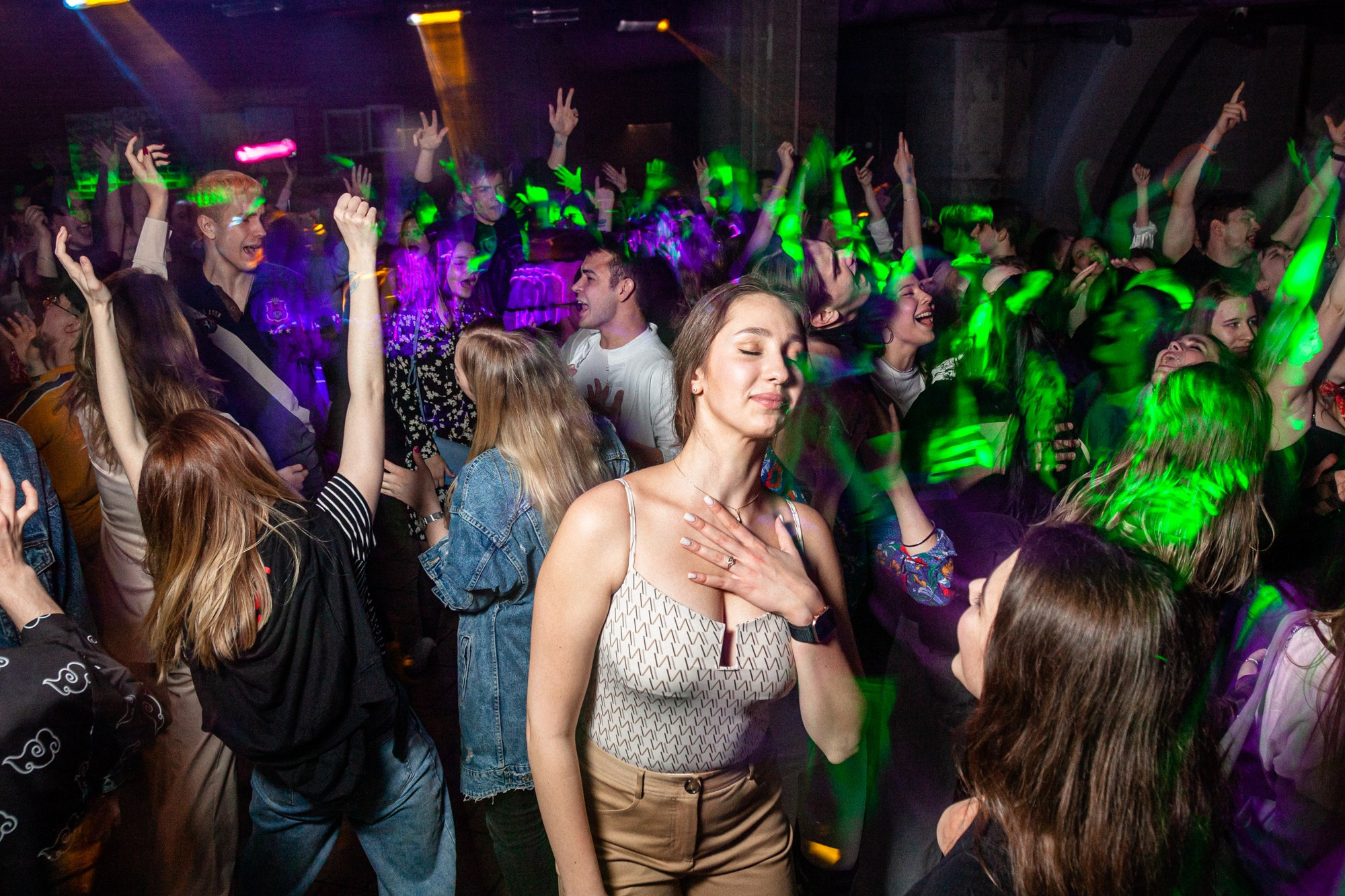 Клубный фотограф в Москве и МО. Фотограф в Москве Максим Быков