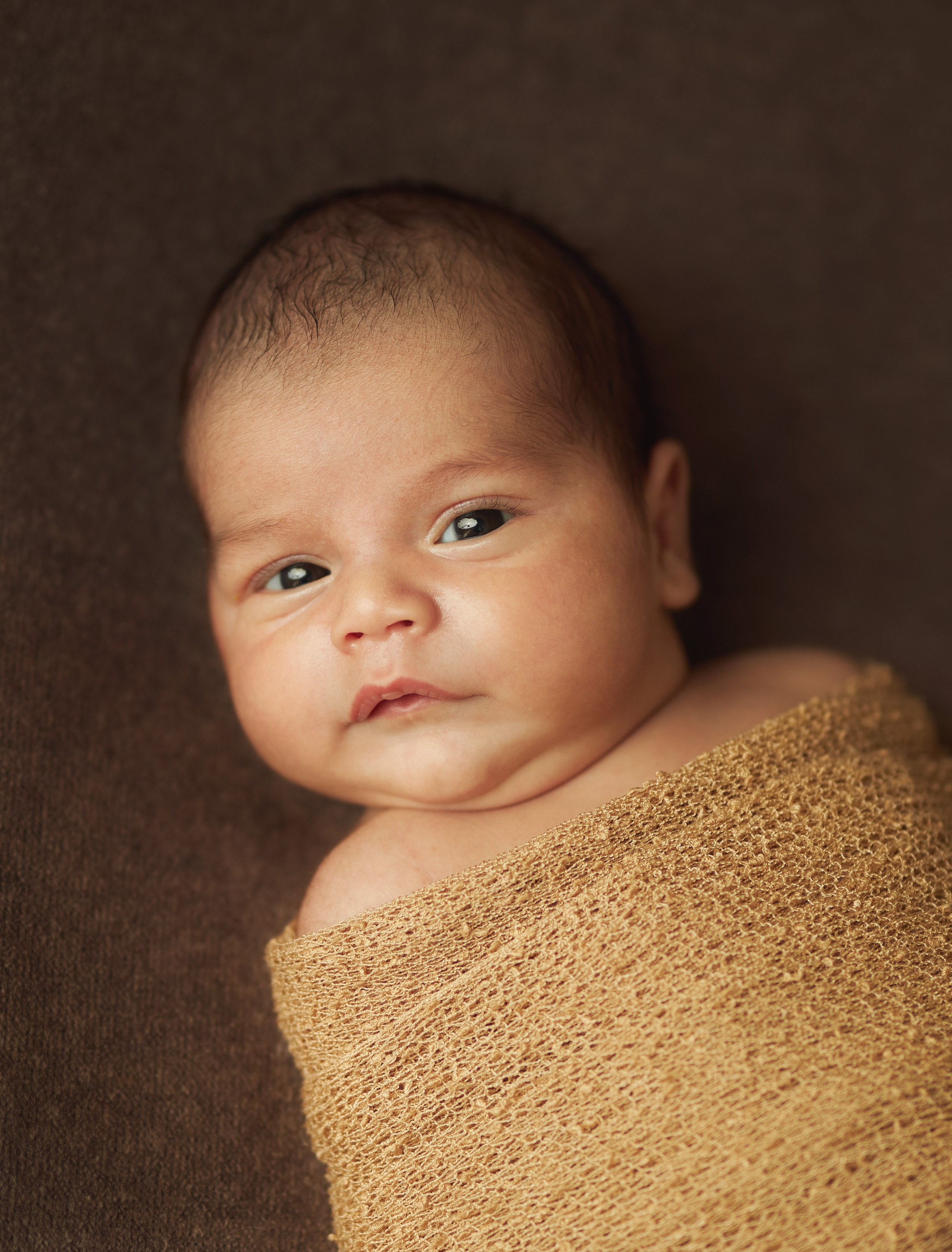 Ньюборн фотосессии в Старом Осколе. Фотостудия для новорожденных в Старом Осколе Гильфановых Юрия и Ольги