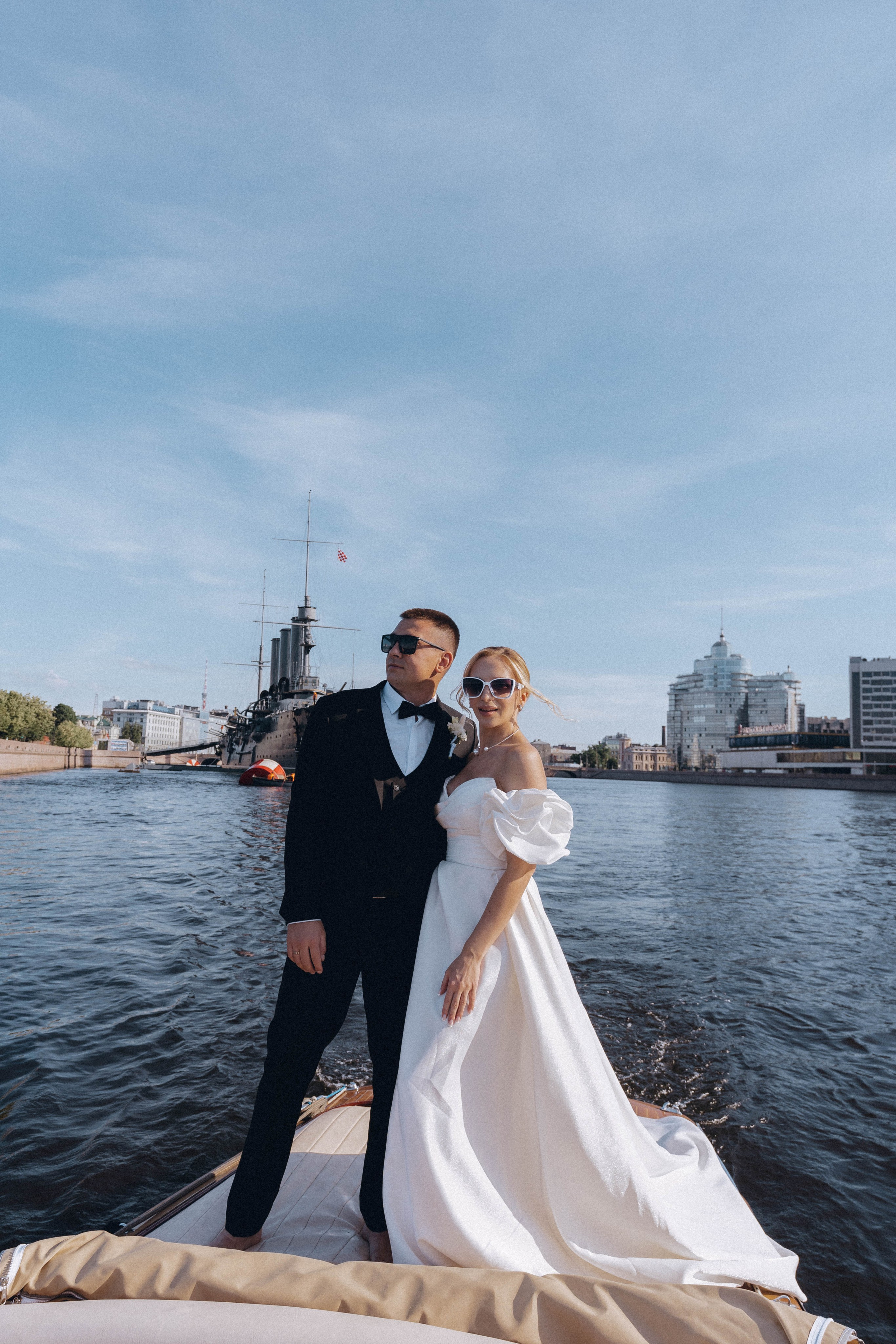 СВАДЕНБНАЯ СЬЕМКА НА КАТЕРЕ ПО КАНАЛАМ САНКТ-ПЕТЕРБУРГА И В АКВАТОРИИ НЕВЫ. Профессиональный фотограф, Санкт-Петербург — Виктория Богомолова