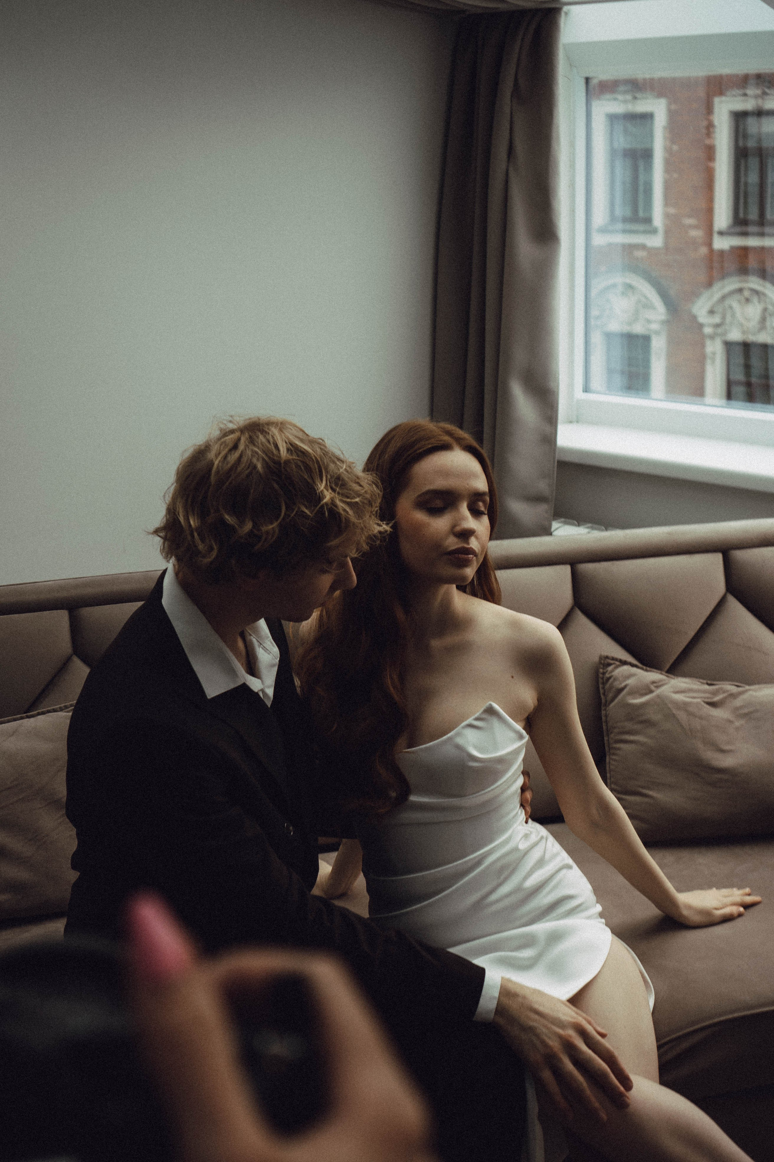 СВАДЕБНАЯ СЬЕМКА В ОТЕЛЕ. СБОРЫ ЖЕНИХА И НЕВЕСТЫ И ТАКЖЕ ТОР И ПОДГОТОВКА К ПРОГУЛКЕ. Профессиональный фотограф, Санкт-Петербург — Виктория Богомолова