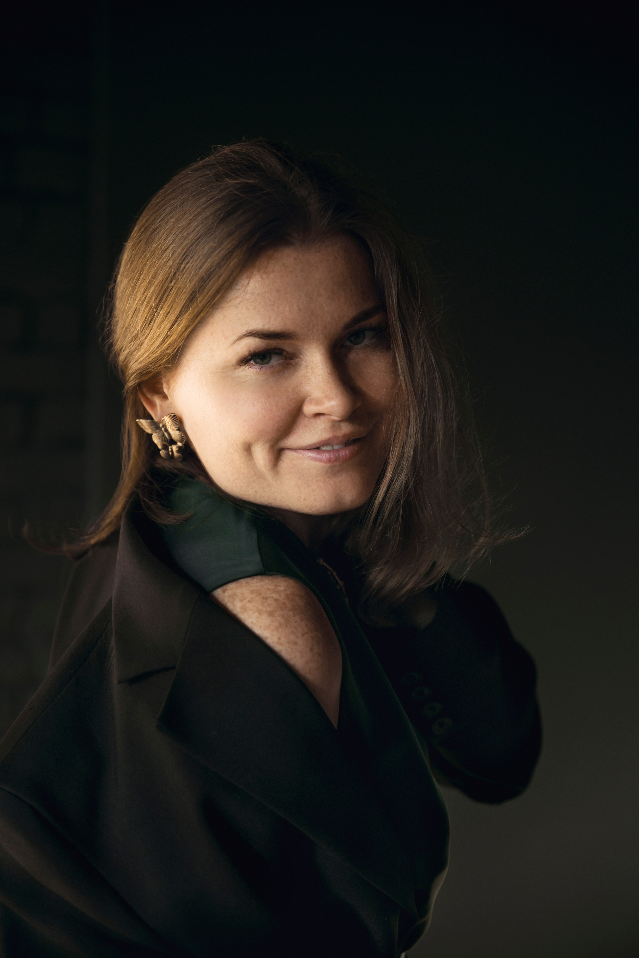 Инна Самарина_контент в темной студии. Фотограф Воронеж, Новая Усмань Мария Бублик