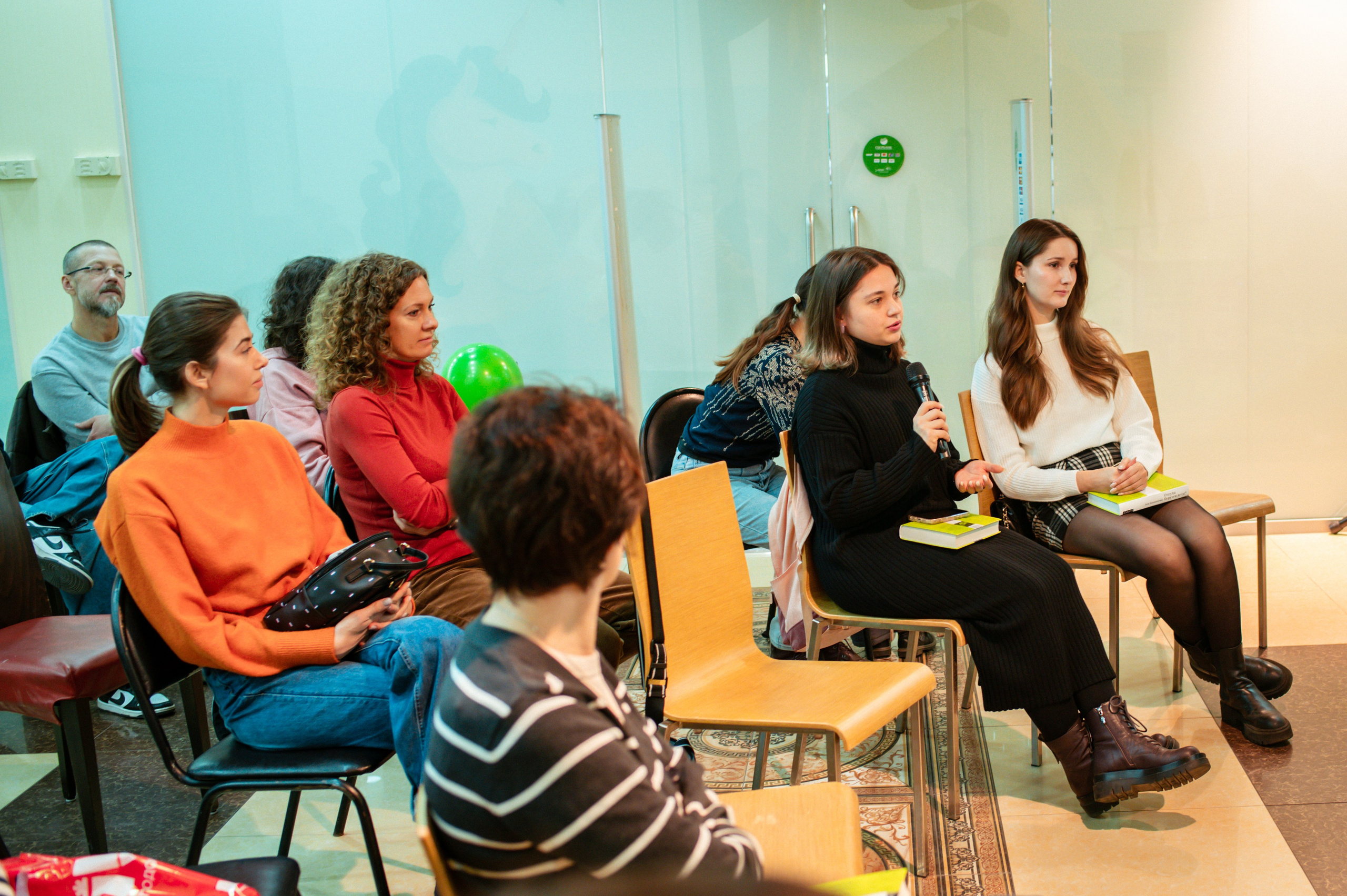 Ася Казанцева 19.11.23 #Читайгород. Фотограф Елена Новикова