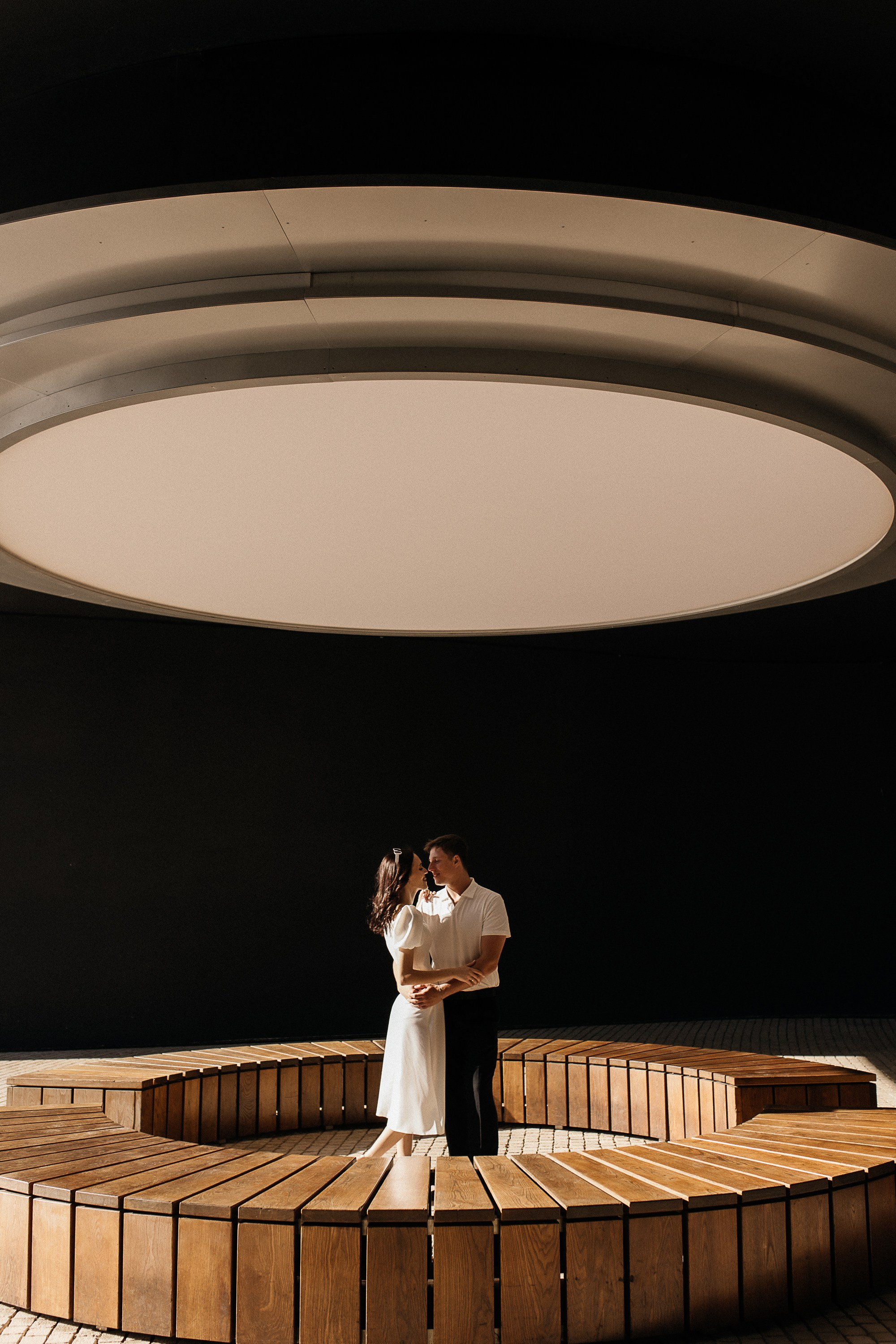 Свадебная фотосессия в парке Галицкого. Свадебный и семейный фотограф Виолетта Сидельникова. Краснодар, Россия, Беларусь, Европа