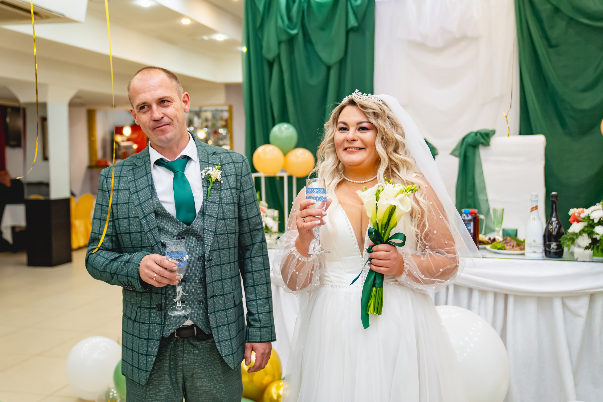 Осенняя Свадьба 2024. Занимаюсь профессиональной фотографией и живу рядом с Байкалом. Работаю в разных жанрах