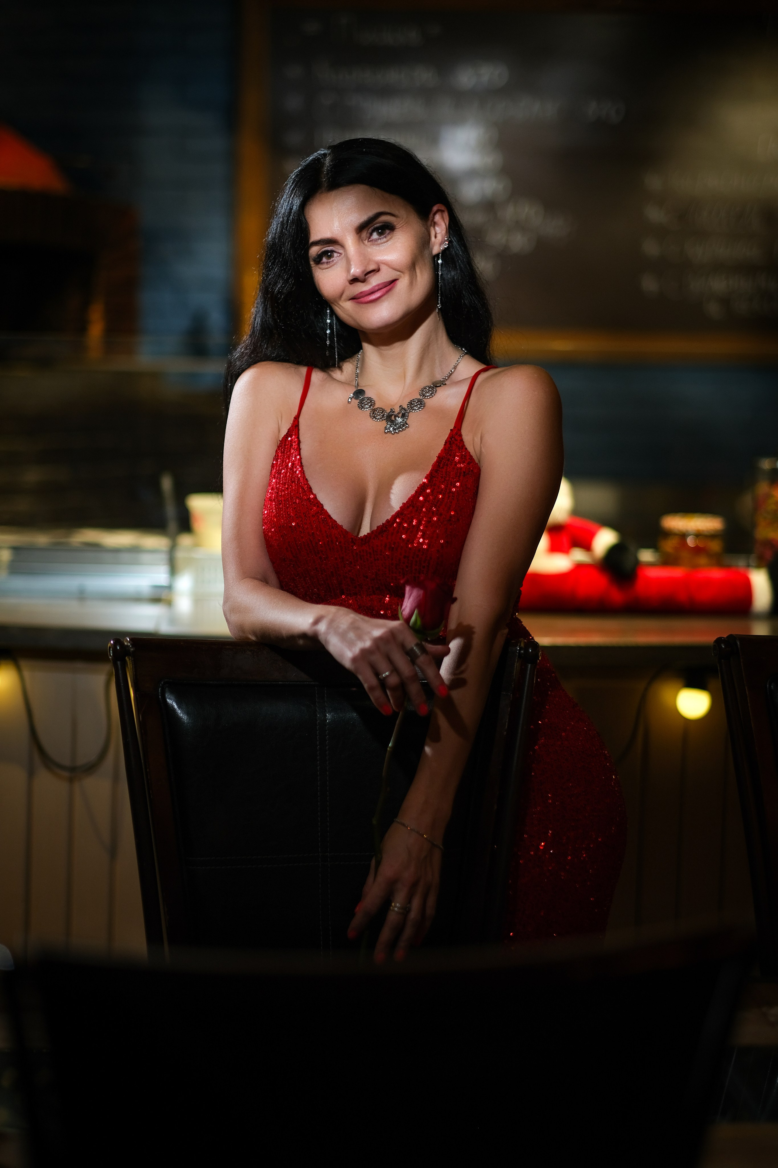 Фотосессия девушка в ресторане