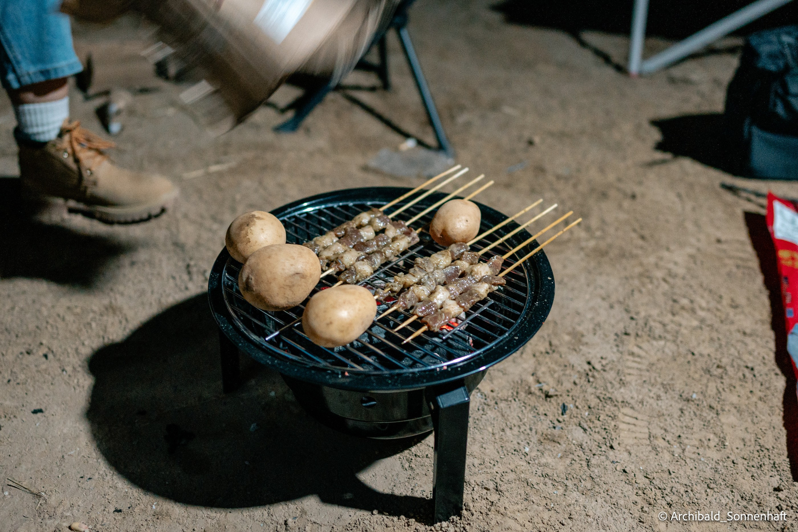 Auto-trip to Datong, Camp. Photographer in Guangzhou, China. Archibald Sonnenhaft