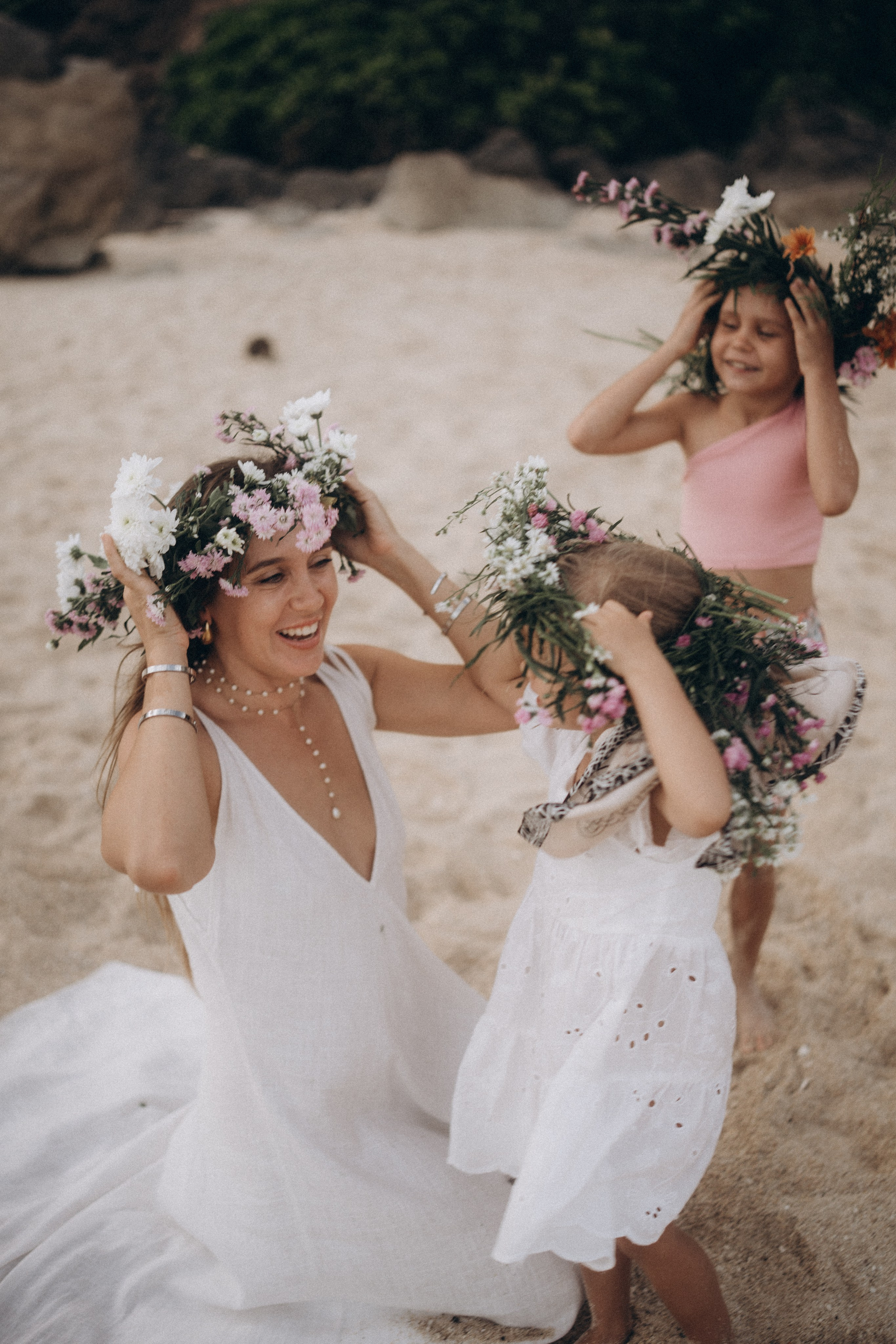 Настя, Ирина, Вика и Луна. Ольга Антипова — фотограф