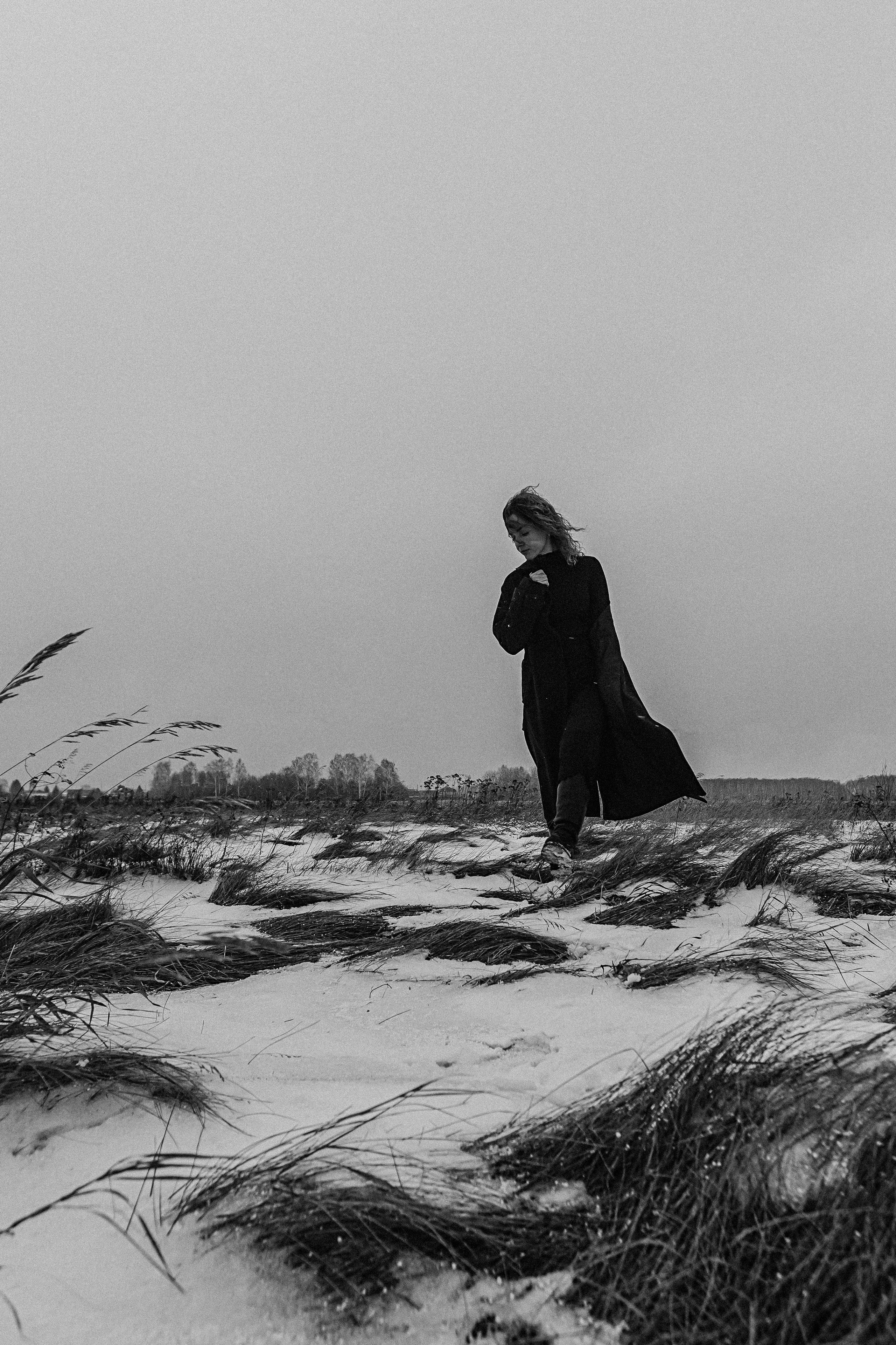 Меланхолия (поле). Семейный фотограф Тюмень, фотограф на роды Салмина Мария