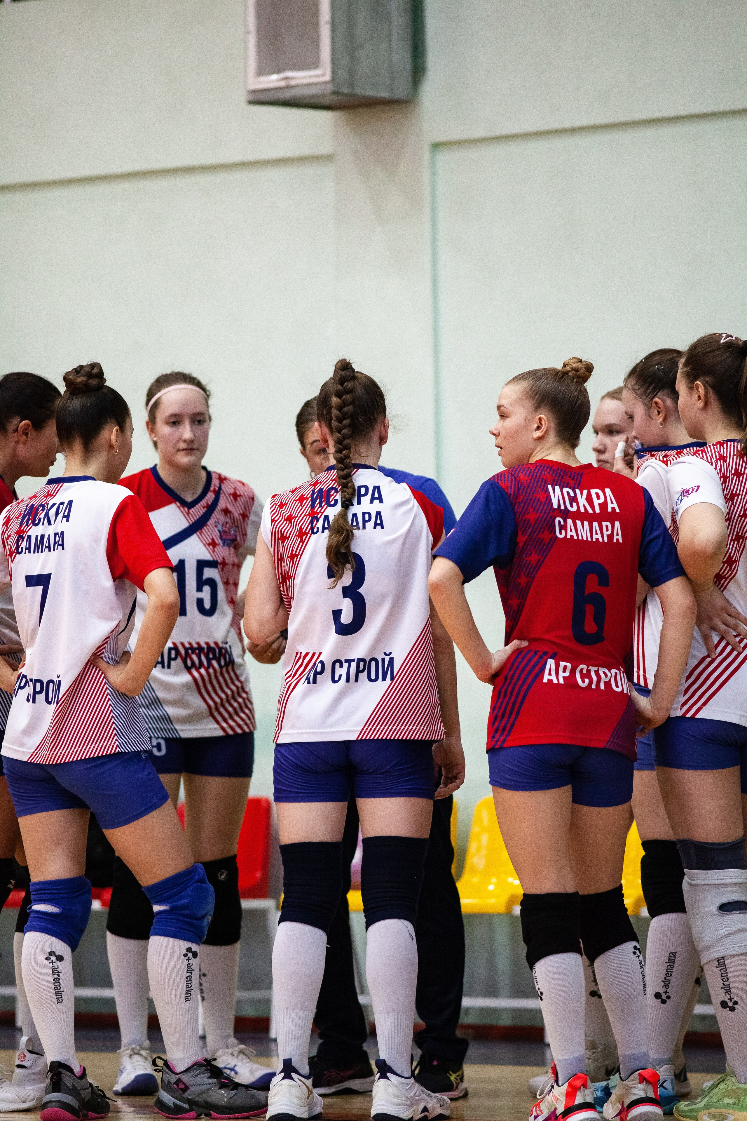 Искра (Самара) — Динамо (Киров). Фотография