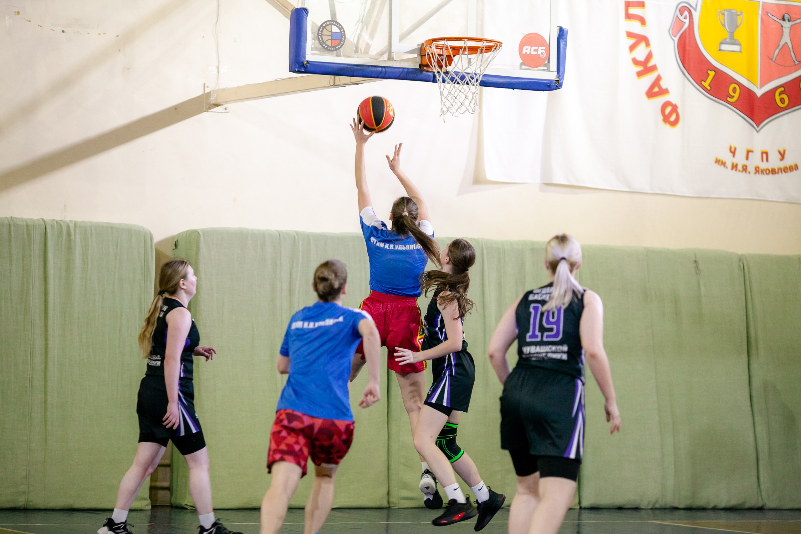 3×3. Фотография