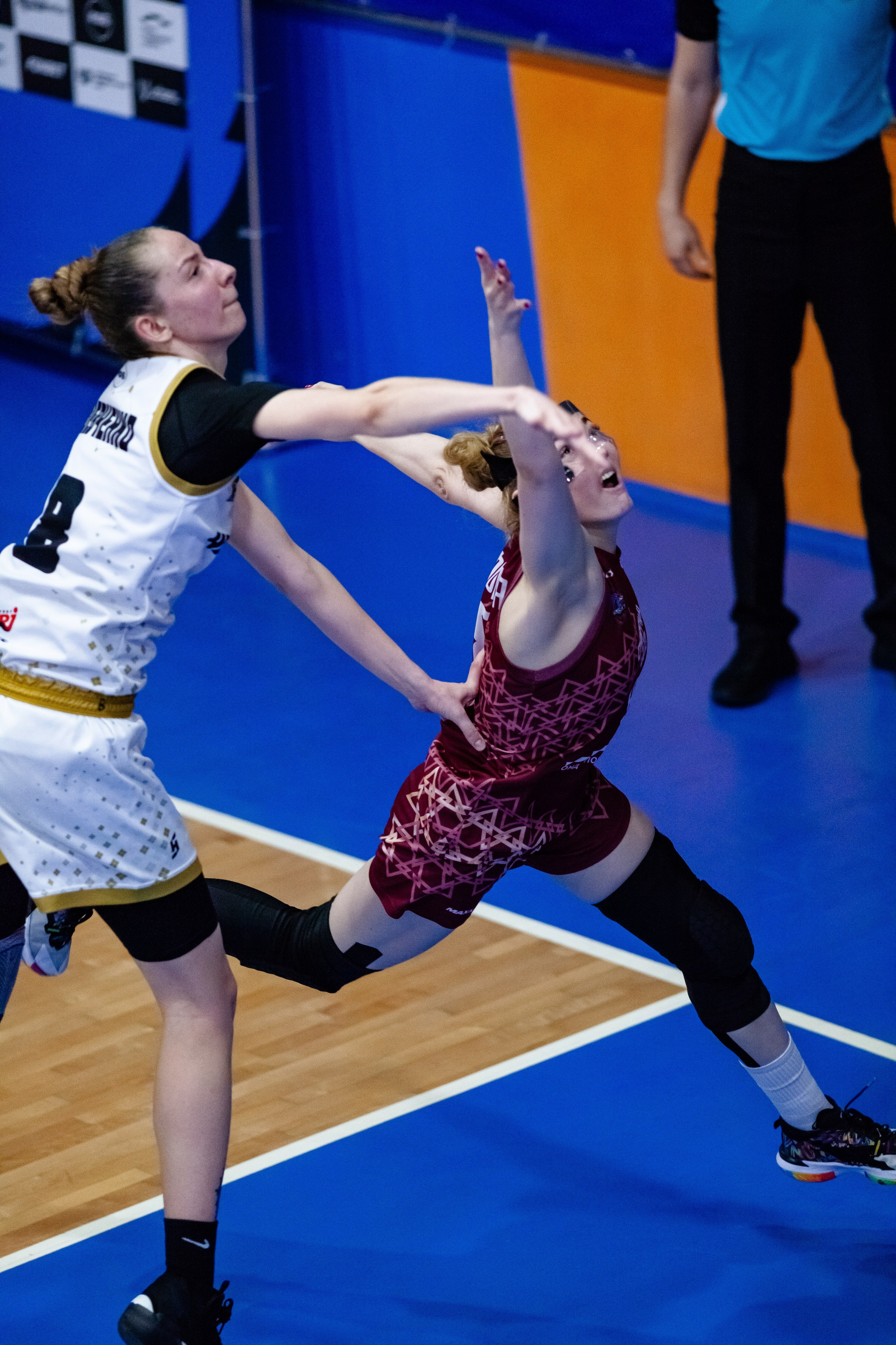 ЧГУ-Атланта — Славянка. Фотография