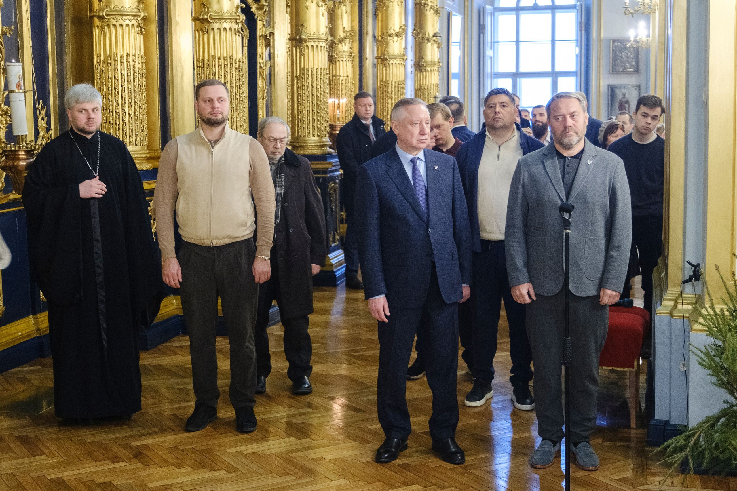 Божественная литургия в Николо-Богоявленском морском соборе. НИКОЛО-БОГОЯВЛЕНСКИЙ МОРСКОЙ СОБОР