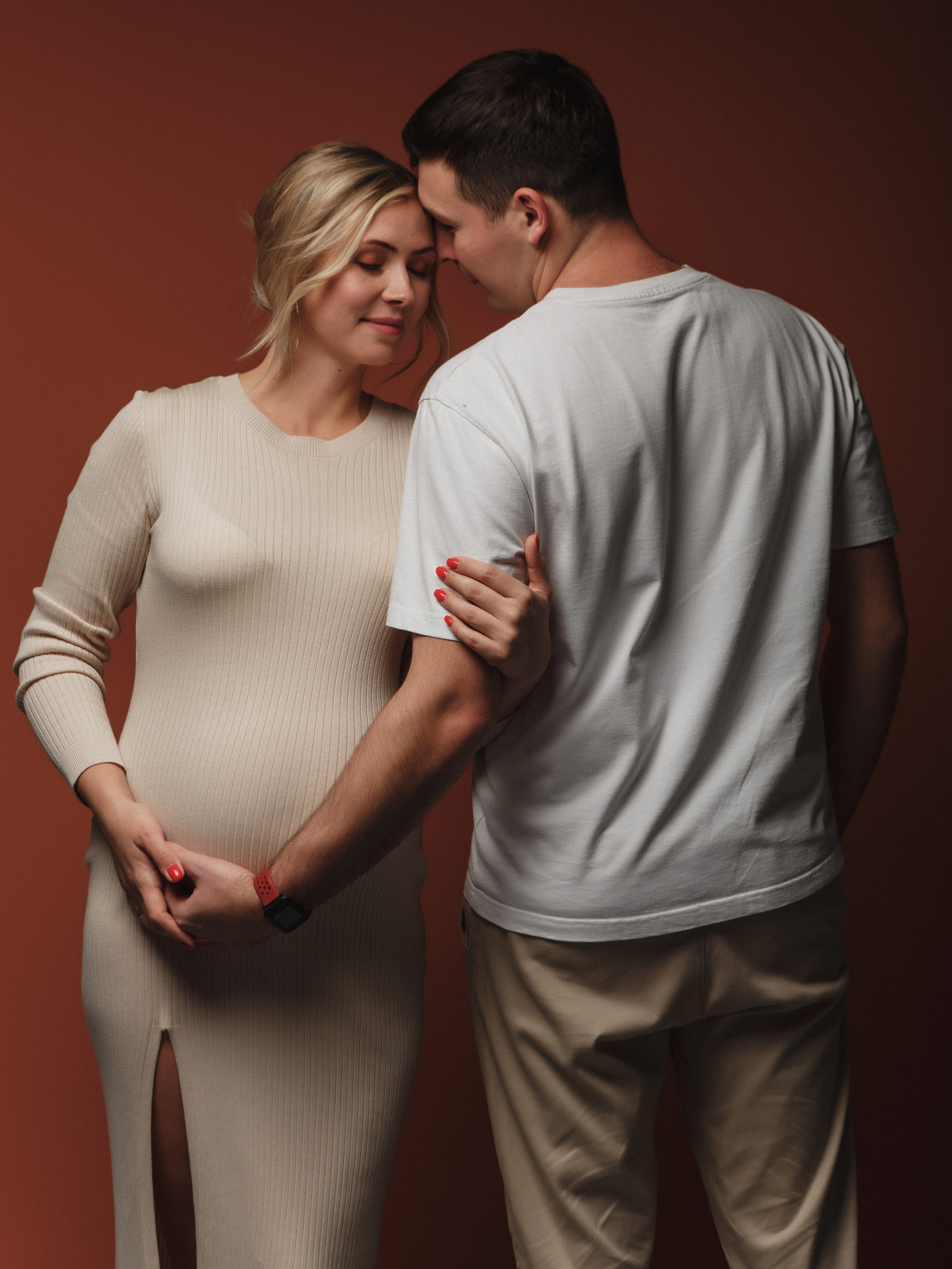 Красивые фотографии беременности в Таганроге: лучшая фотосессия. Свадебный и семейный фотограф в Таганроге Бакарюк Антон