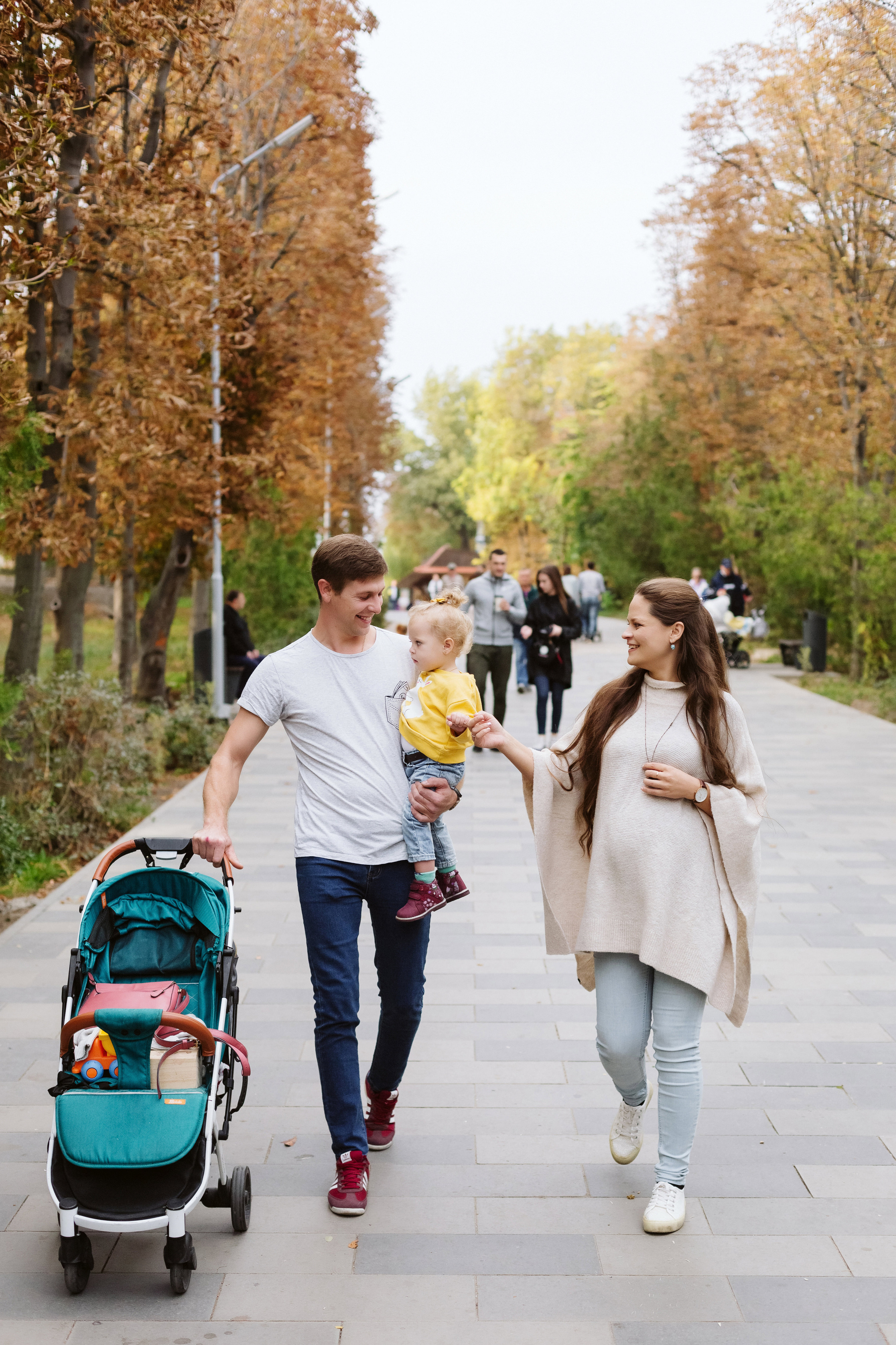Семейные фотосессии в Таганроге: лучший фотограф для вашей семьи. Свадебный и семейный фотограф в Таганроге Бакарюк Антон