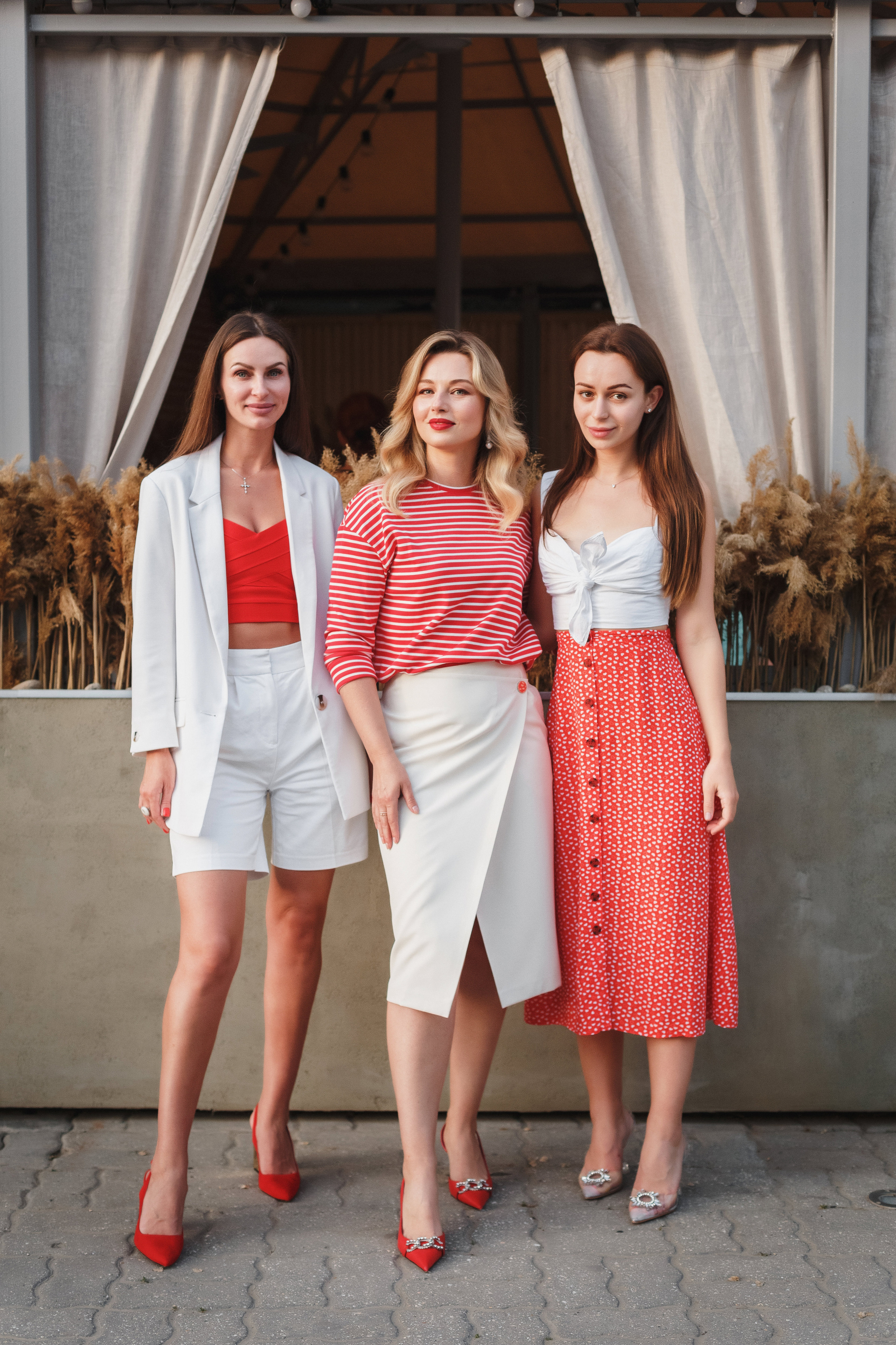 Кадры в Культ Вина: репортажная фотография в Таганроге от профессионал. Свадебный и семейный фотограф в Таганроге Бакарюк Антон