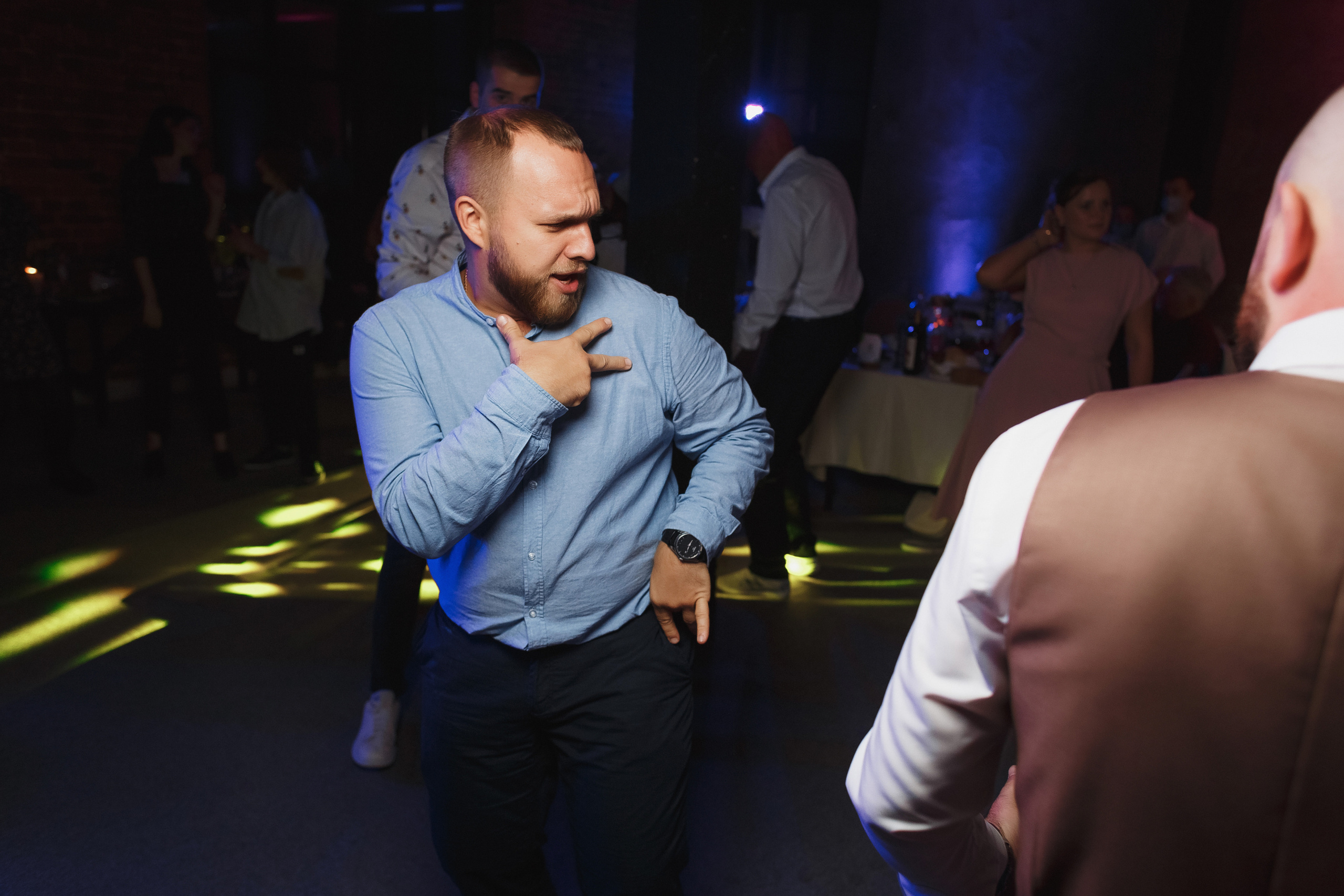 Свадебный день Кирилла и Вали: прогулка в Ростове, банкет в Таганроге. Свадебный и семейный фотограф в Таганроге Бакарюк Антон