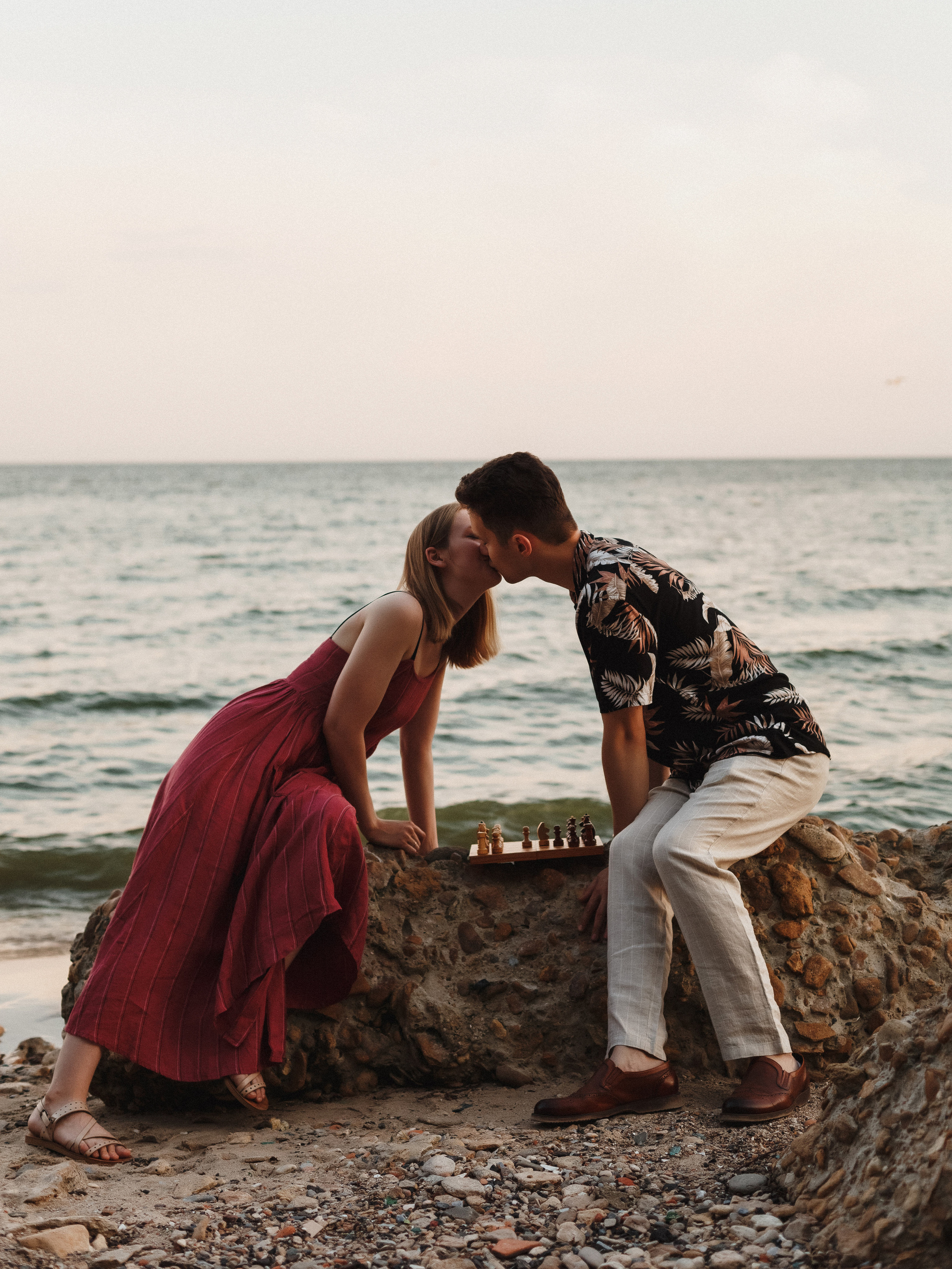 Любвь на Богудонии: Ваня и Таня в романтической фотосессии в Таганроге. Свадебный и семейный фотограф в Таганроге Бакарюк Антон