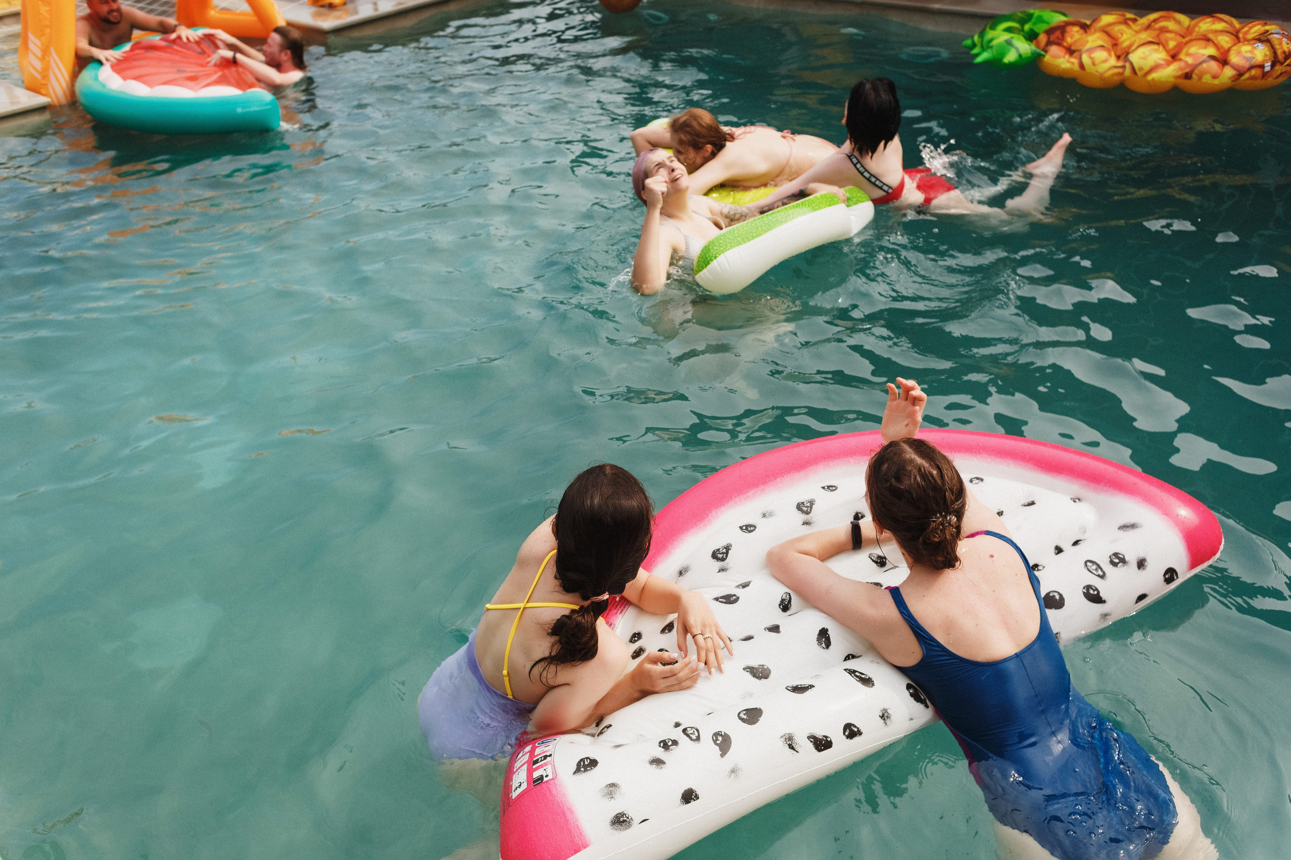 Фотосессия для компании Let Me Code в коттедже Виктория Таганрог. Свадебный и семейный фотограф в Таганроге Бакарюк Антон